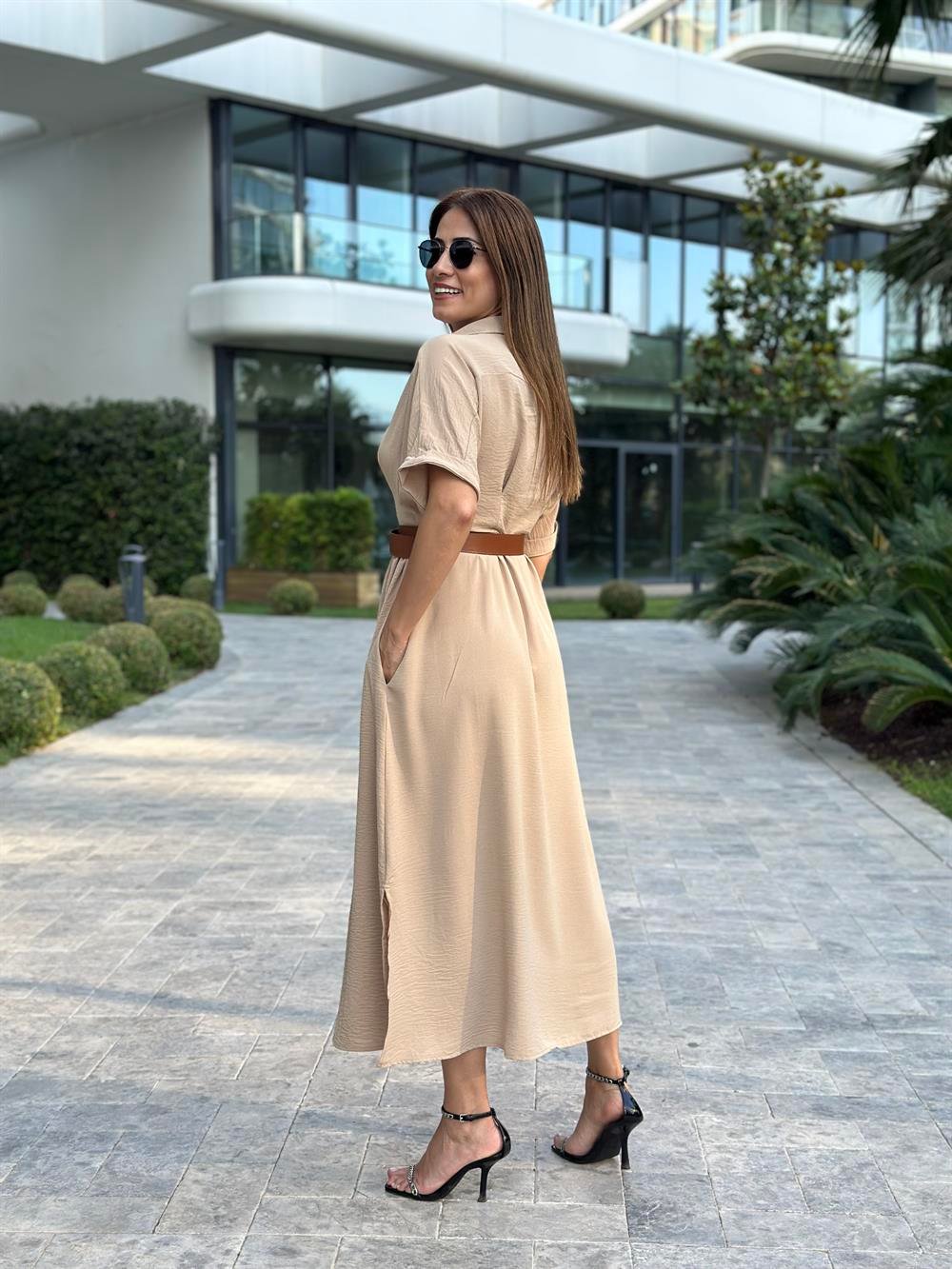 Camel Ön Ve Arka Pileli Kısa Kol Kemerli Kadın Gömlek Elbise