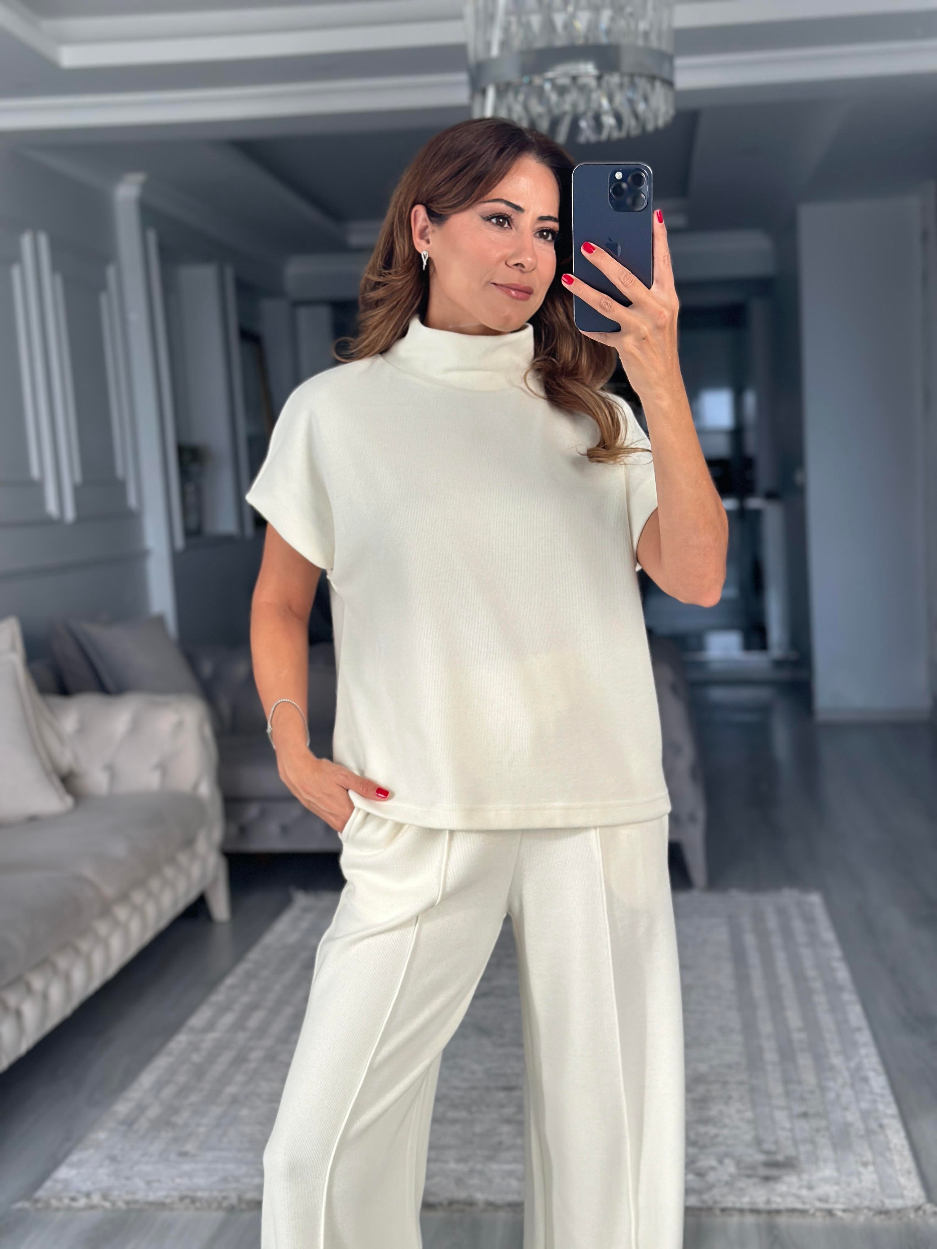 Ekru Dik Yaka Kolsuz Bluz Pantolon Kadın İkili Takım
