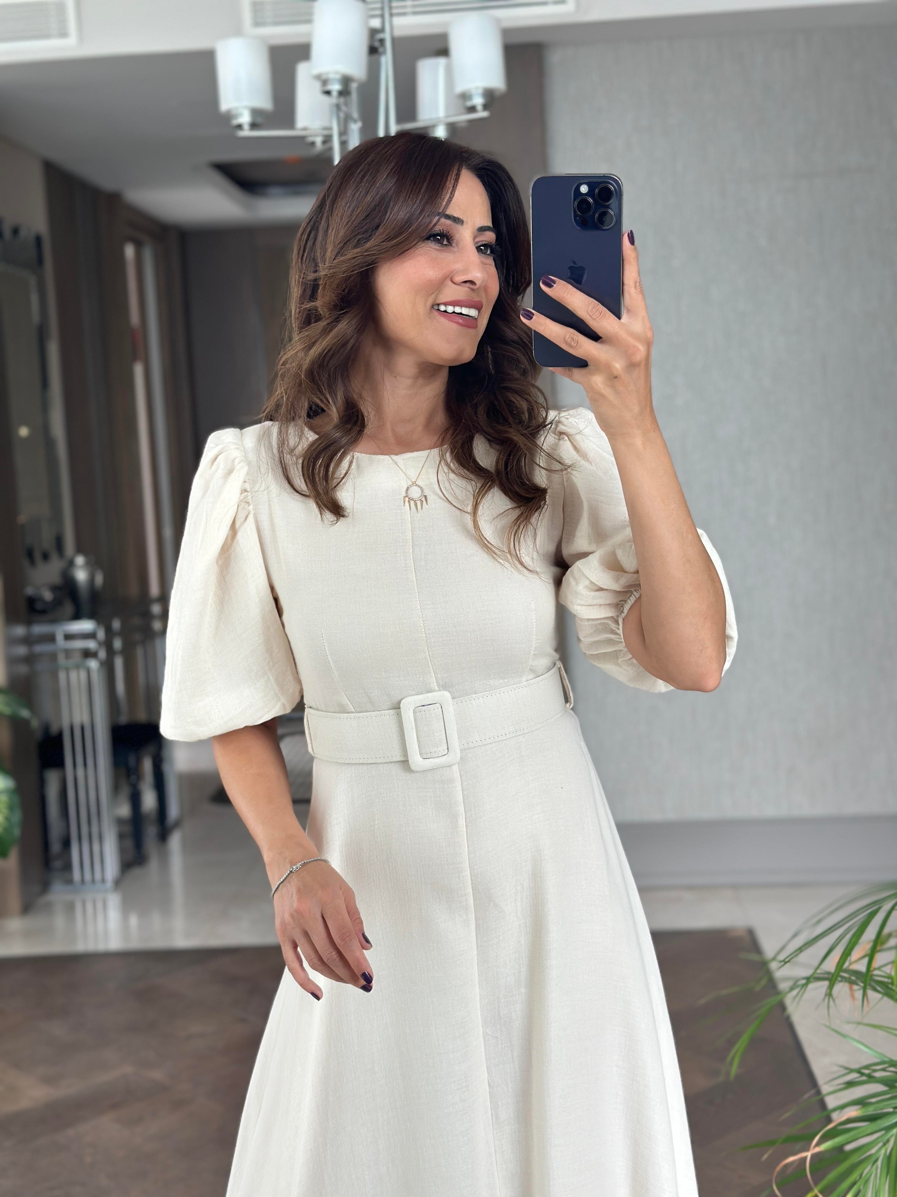 Ekru Prenses Kol Vatkalı Kemerli Müslin Kumaş Kadın Midi Boy Elbise