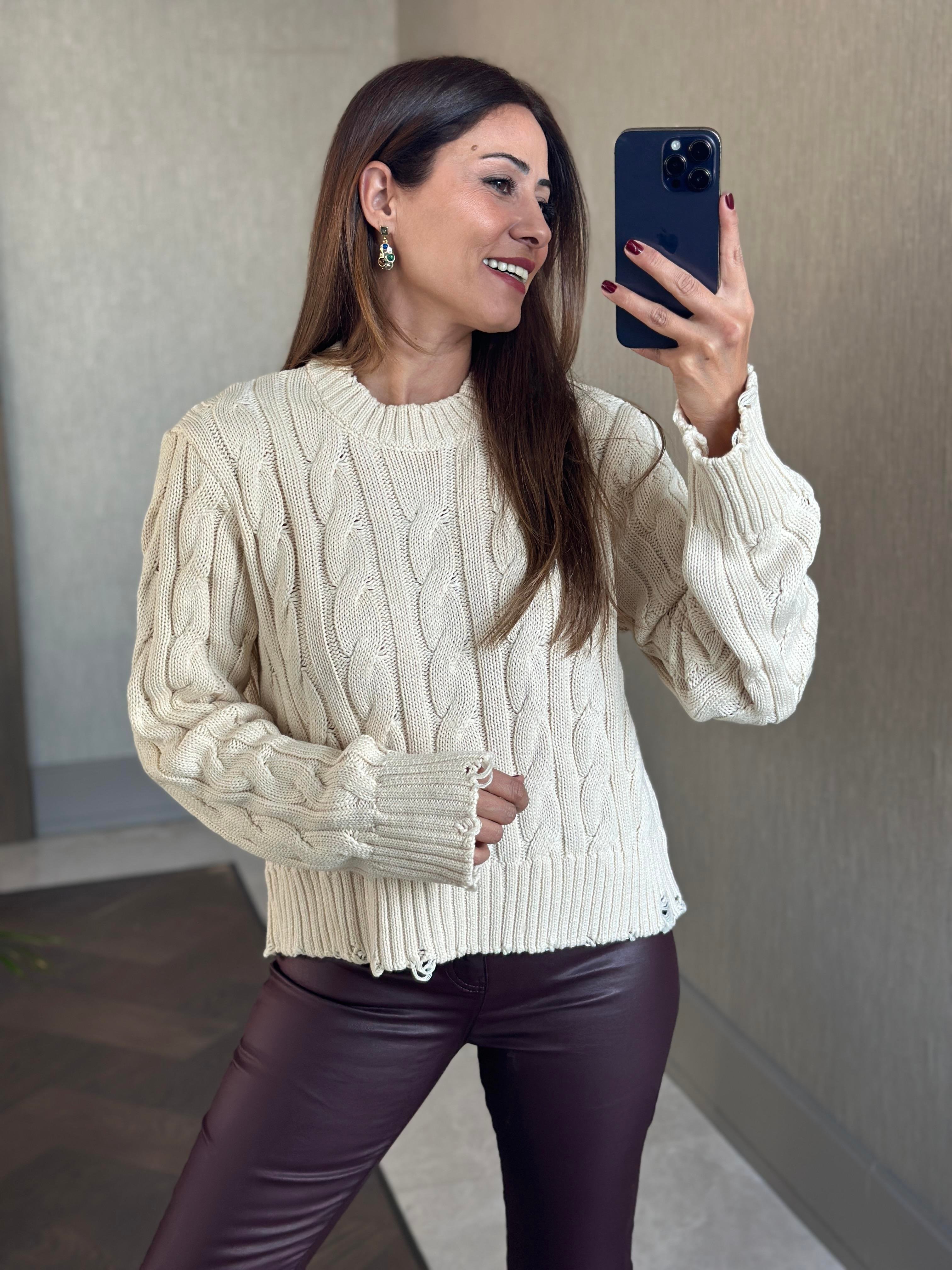 Ekru Sökük Detay Saç Örgü Kadın Triko Kazak