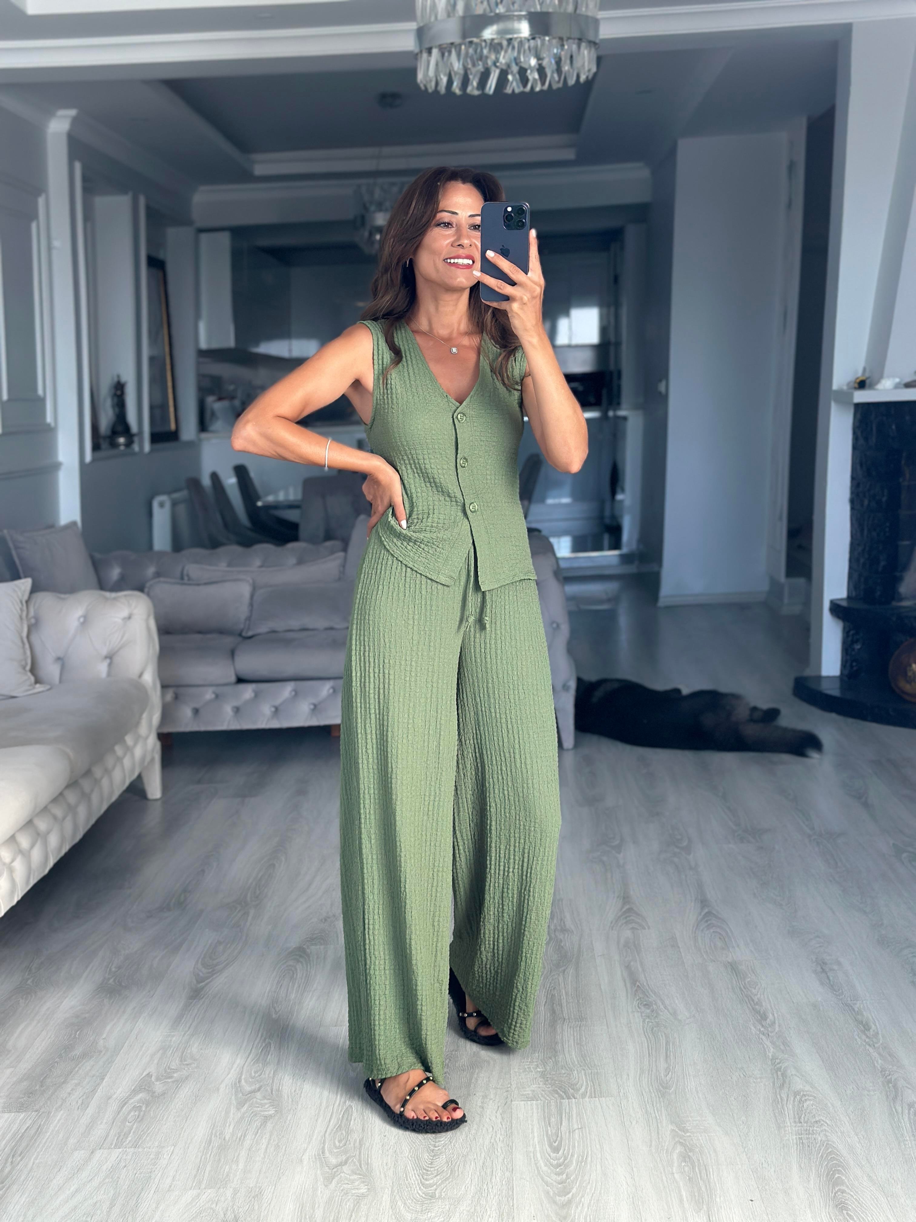 Fıstık Yeşili Gofre Yelek Pantolon Kadın Alt Üst Takım