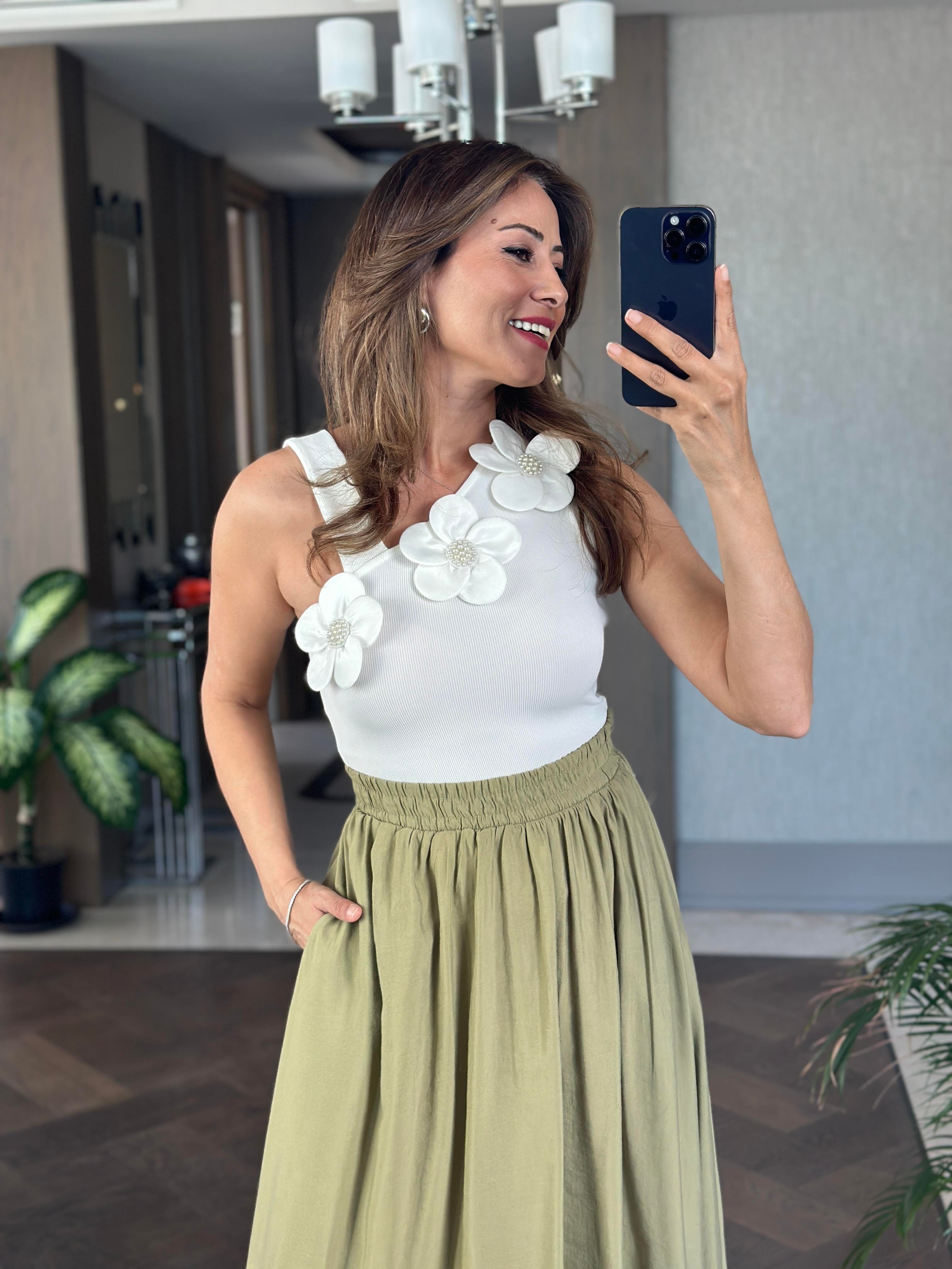 Fıstık Yeşili Tnsl Kumaş Beli Lastikli Cepli Kadın Midi Boy Etek