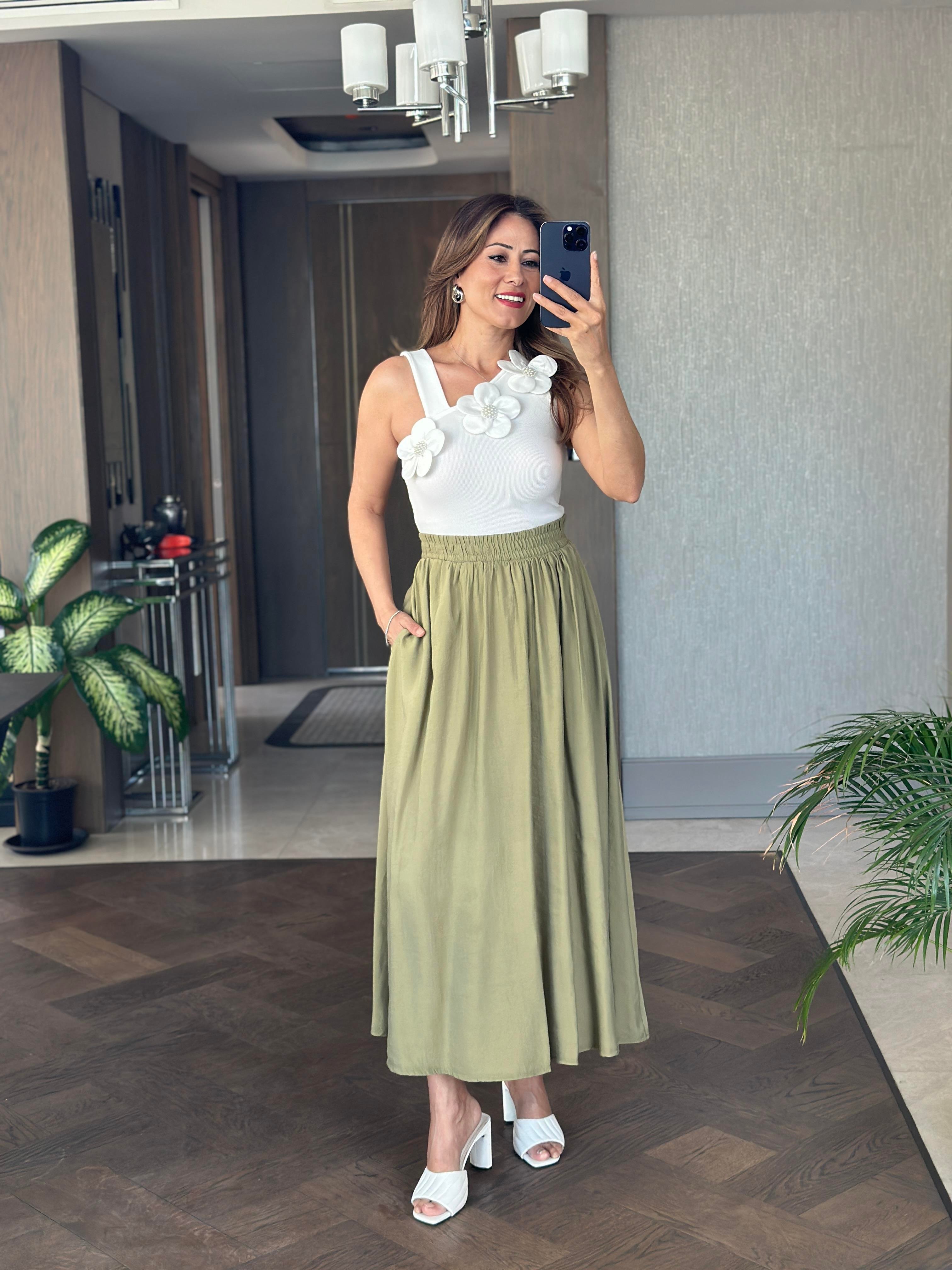 Fıstık Yeşili Tnsl Kumaş Beli Lastikli Cepli Kadın Midi Boy Etek