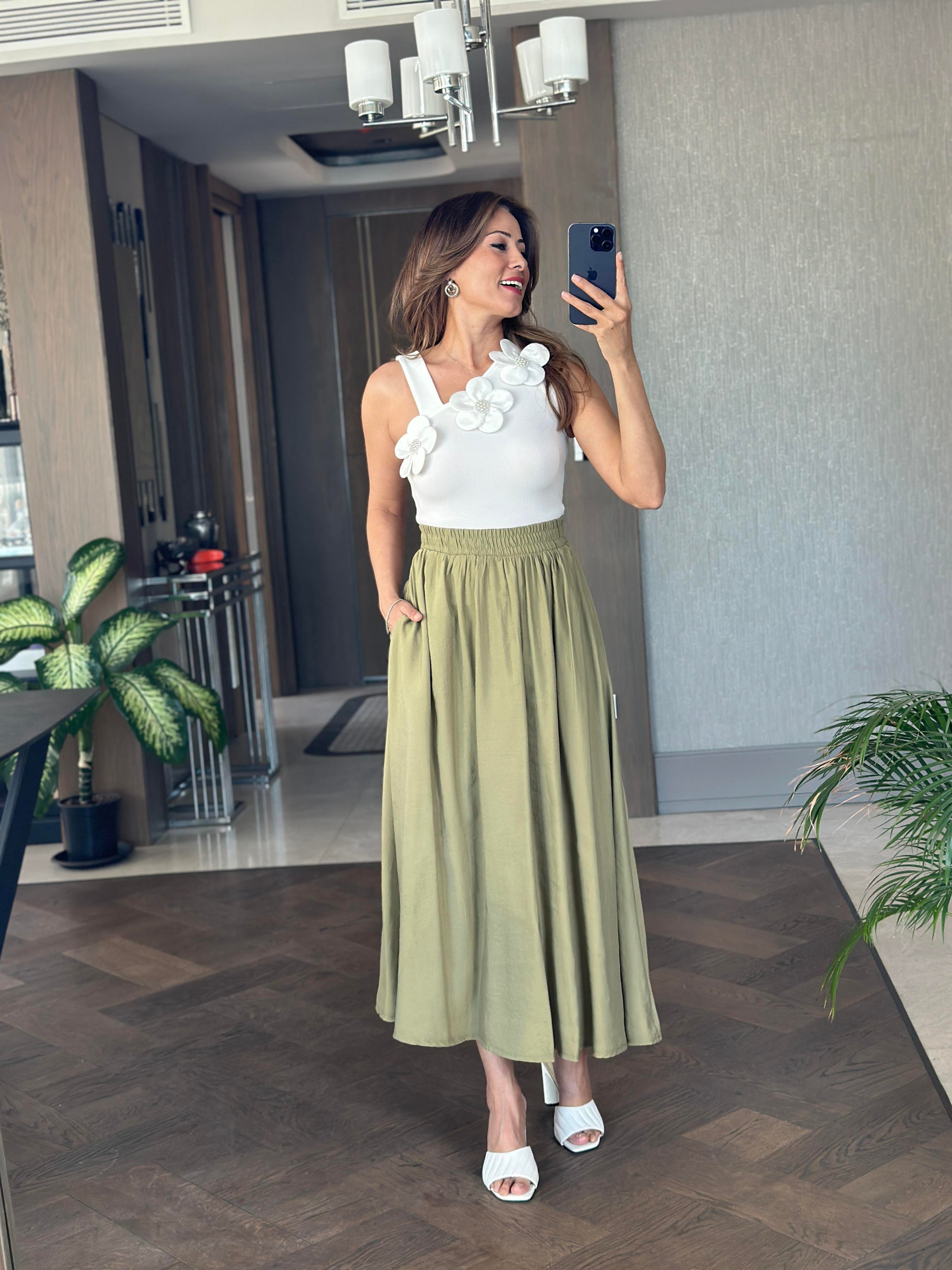 Fıstık Yeşili Tnsl Kumaş Beli Lastikli Cepli Kadın Midi Boy Etek