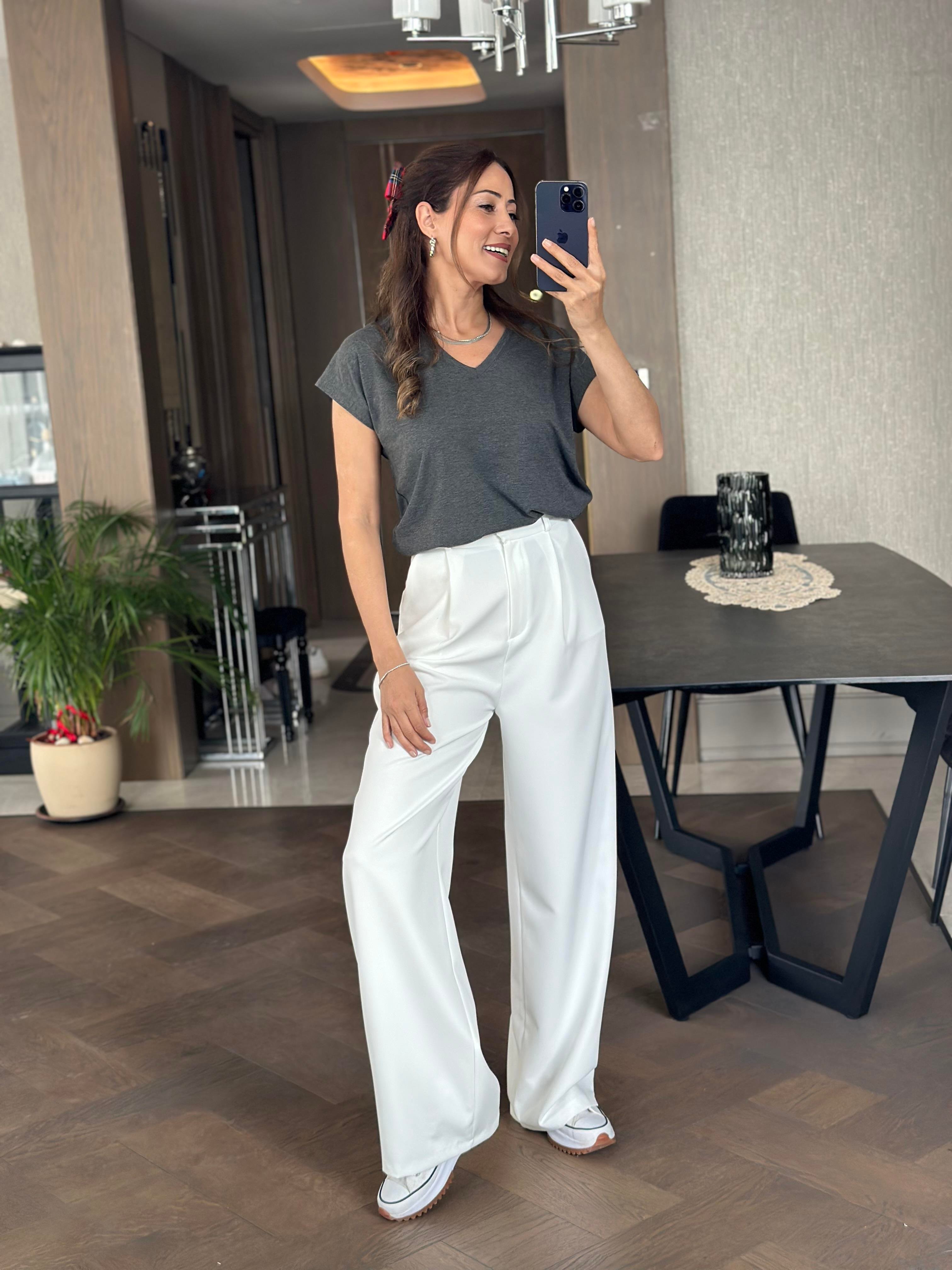 Füme V Yaka Kısa Yarasa Kol Basic Kadın T-Shirt