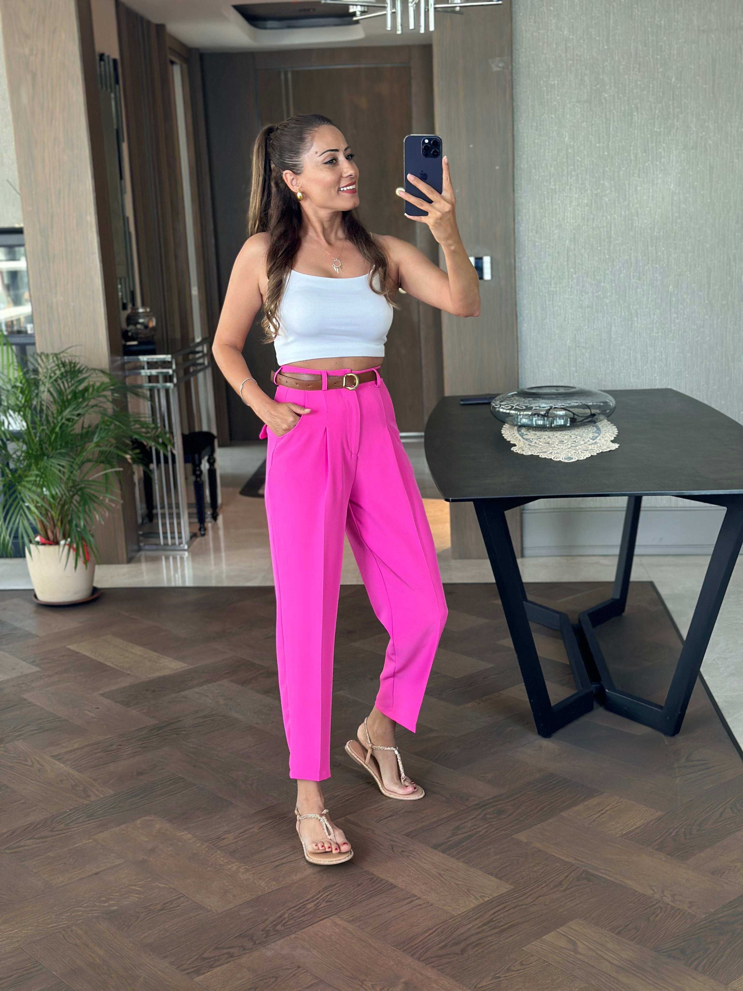 Fuşya Kemerli Cepli Pensli Yarı Şalvar Kadın Pantolon