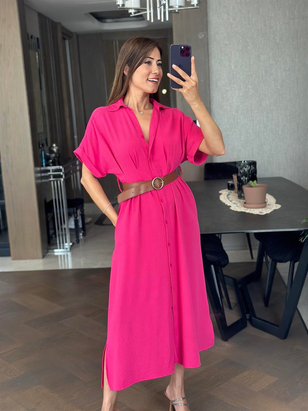 Fuşya Ön Ve Arka Pileli Kısa Kol Kemerli Kadın Gömlek Elbise