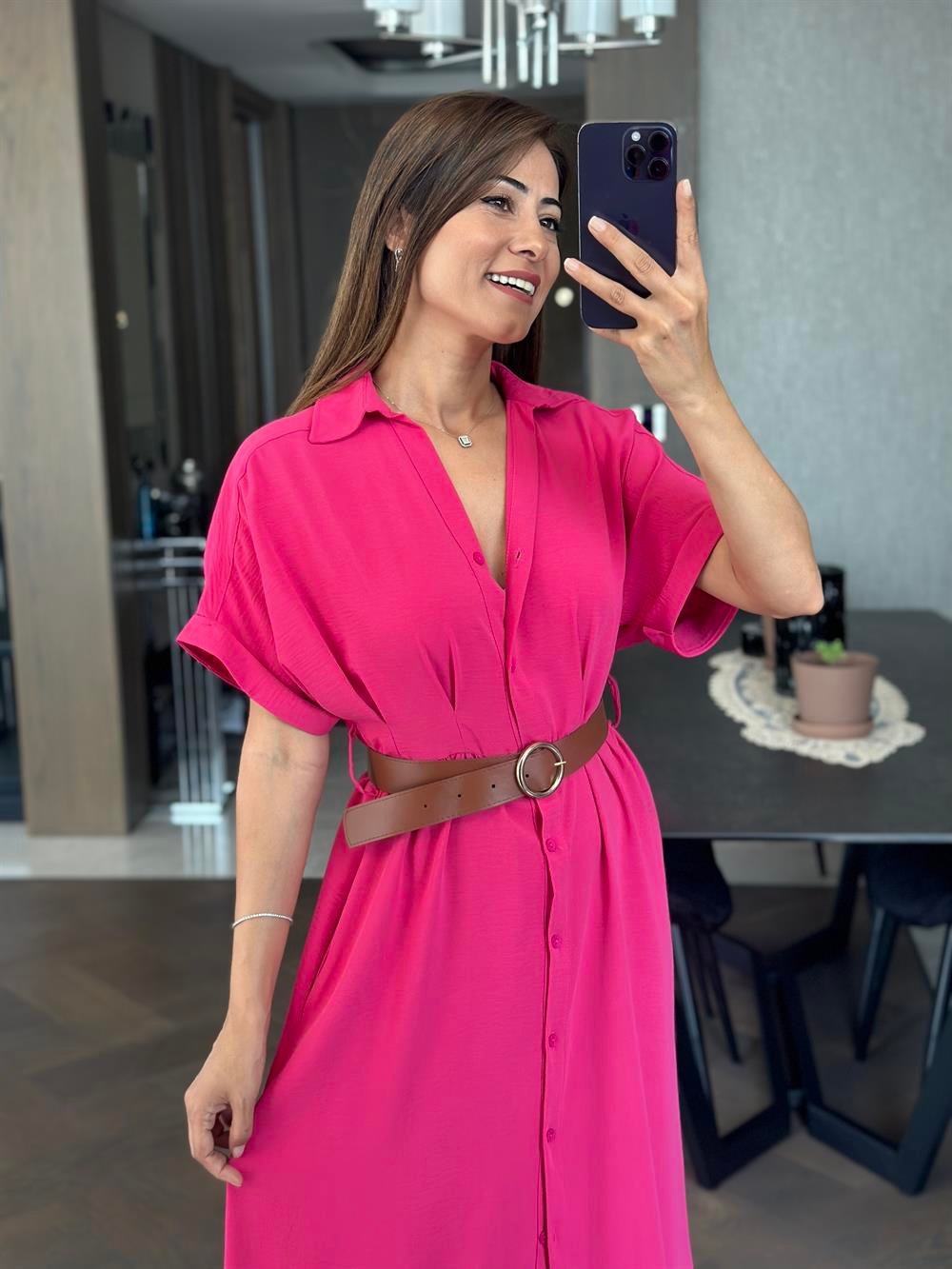 Fuşya Ön Ve Arka Pileli Kısa Kol Kemerli Kadın Gömlek Elbise