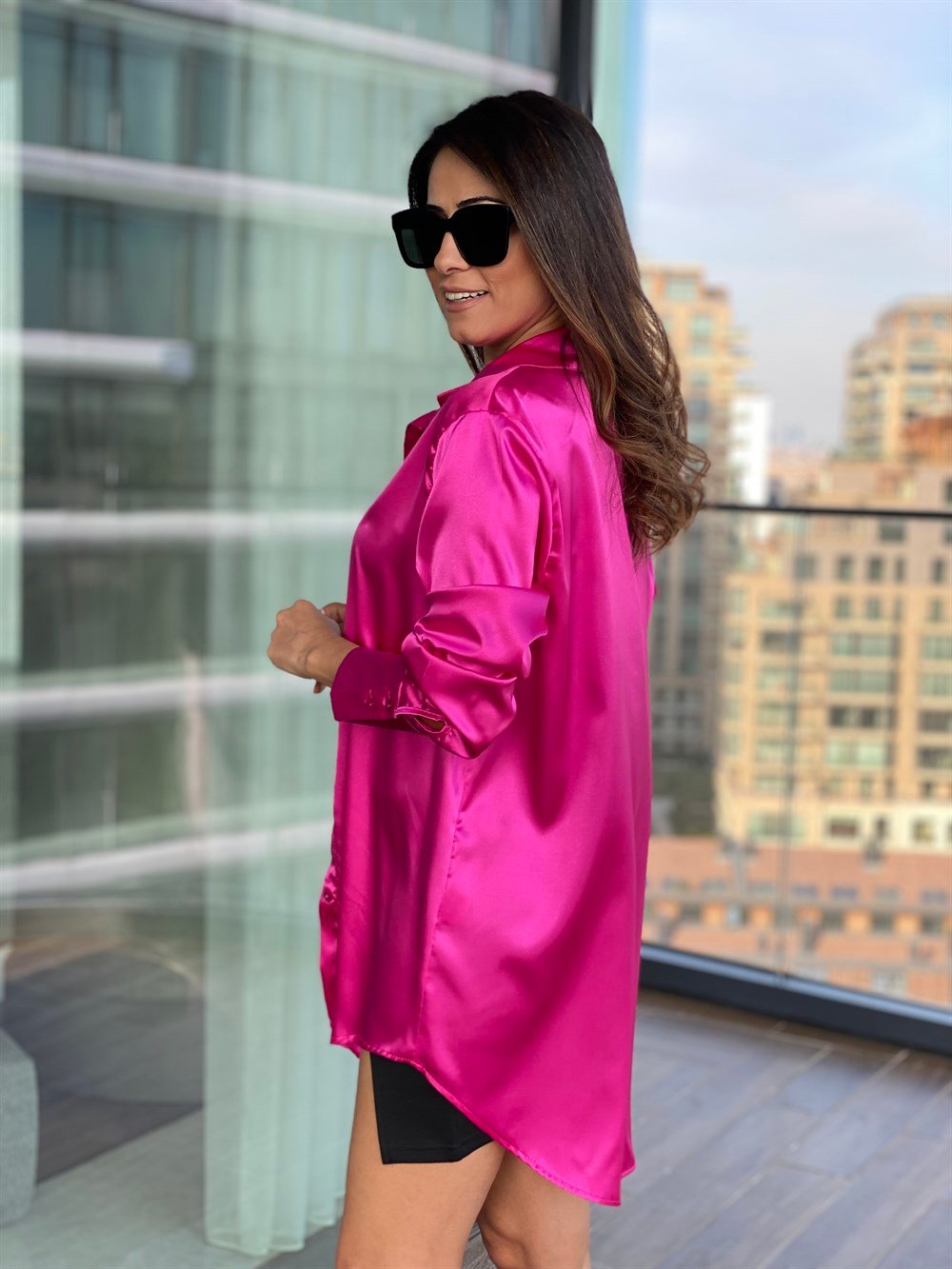 Fuşya Oversize Saten Gömlek