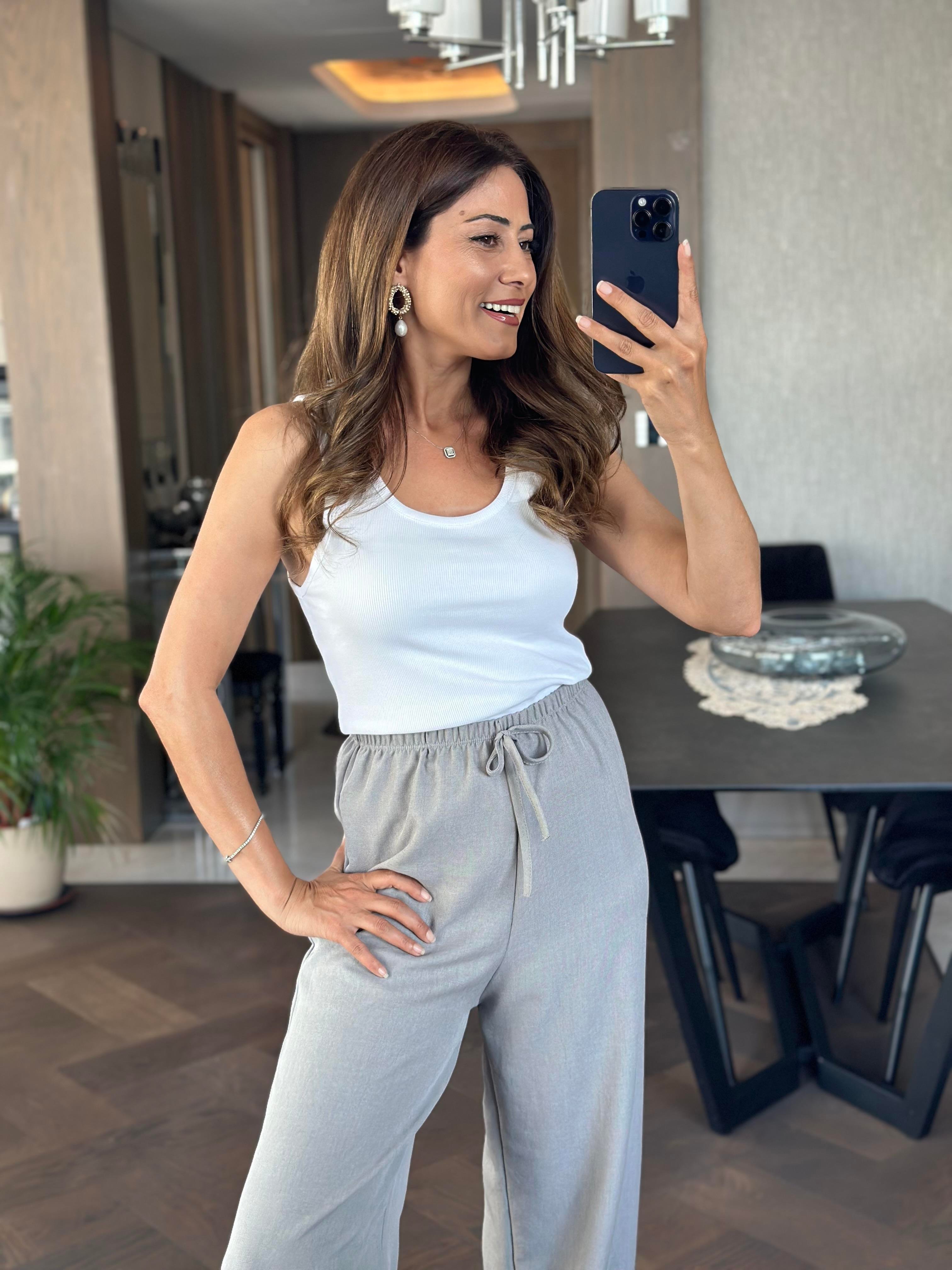 Gri Beli Bağcık Detay Lastikli Bol Paça Aerobin Kadın Pantolon