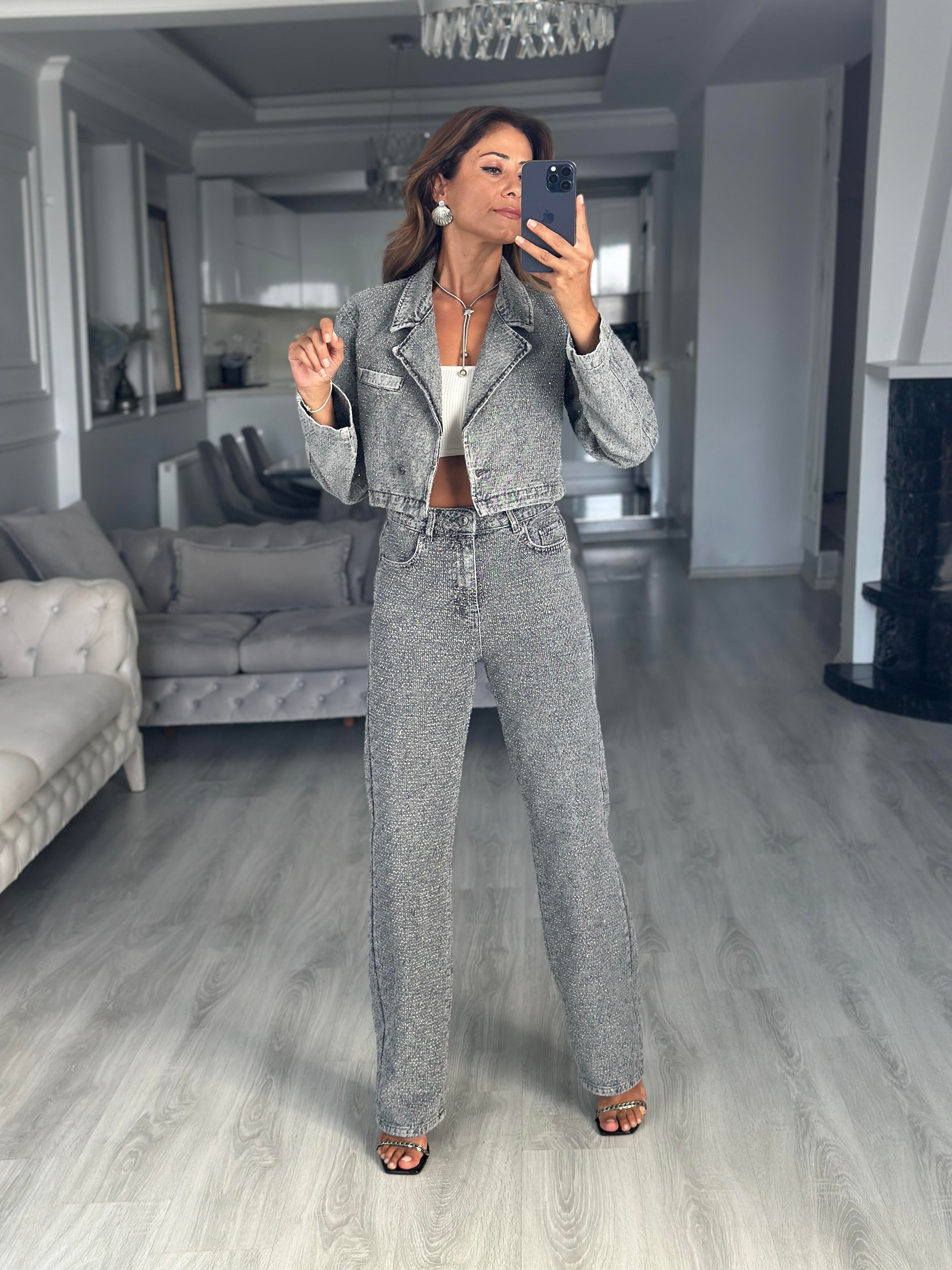 Gri Taş Detaylı Straight Kadın Jean Pantolon