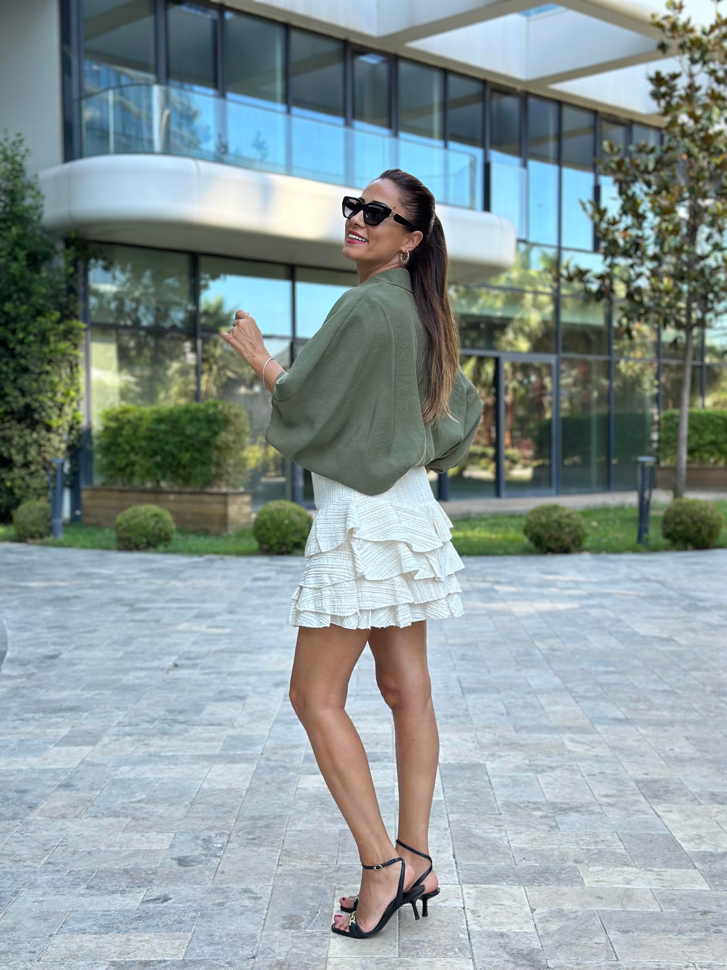 Haki Çift Cepli Yarasa Kol Tnsel Kadın Gömlek