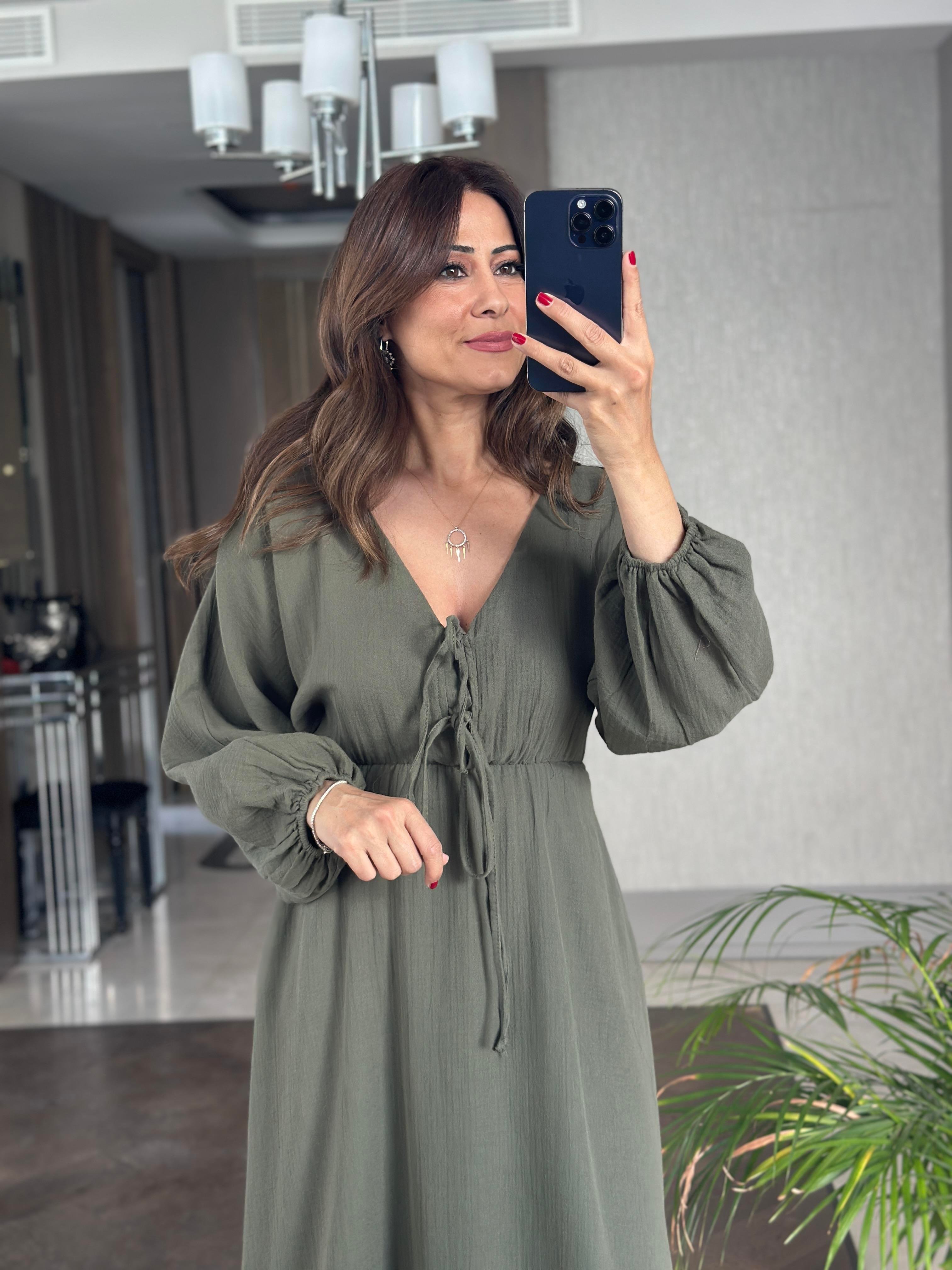 Haki Müslin Önü Bağcıklı Kol Ucu Lastikli Kadın Midi Boy Elbise