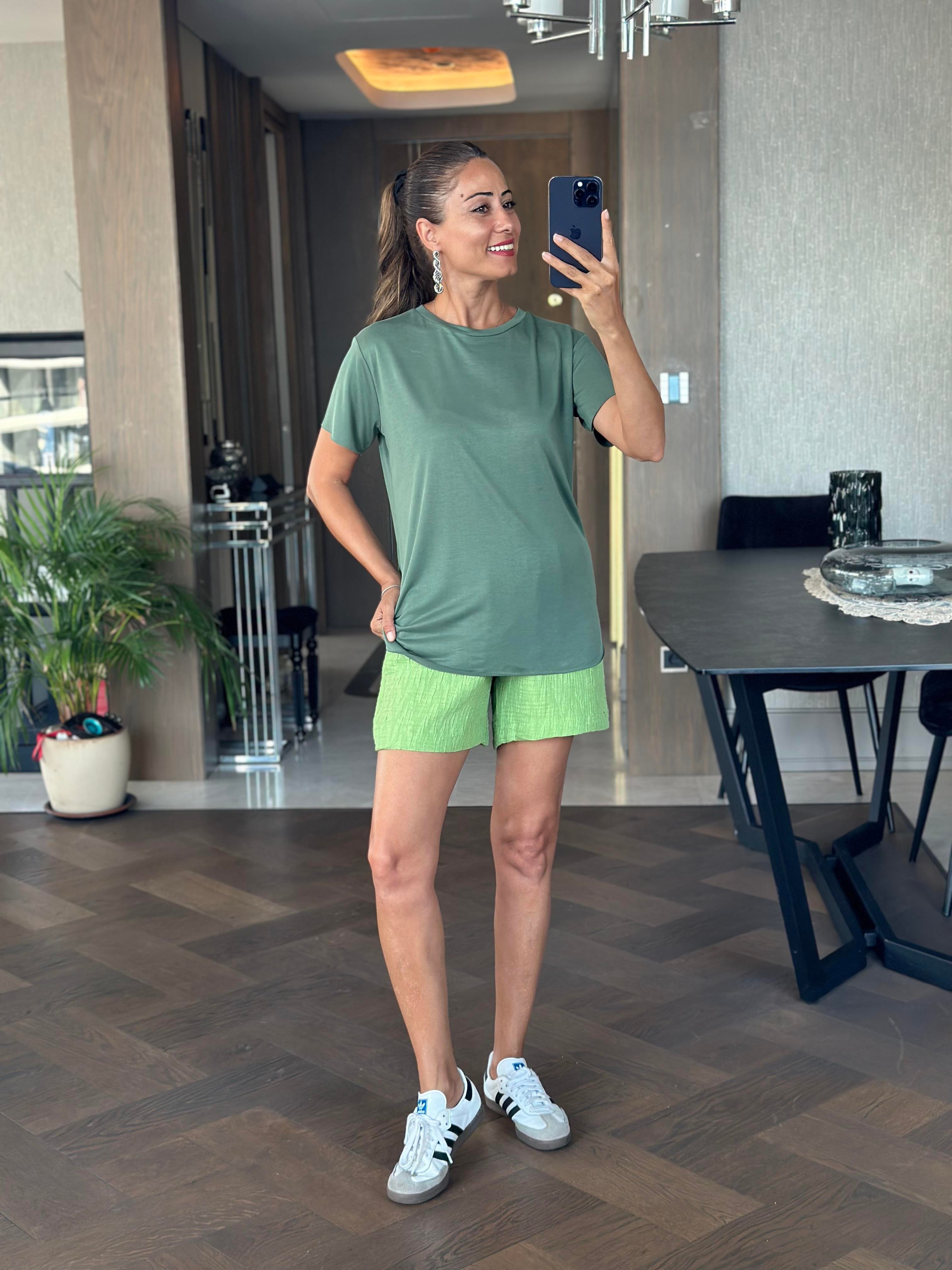 Haki Oysh Bisiklet Yaka Modal Kadın T-Shirt