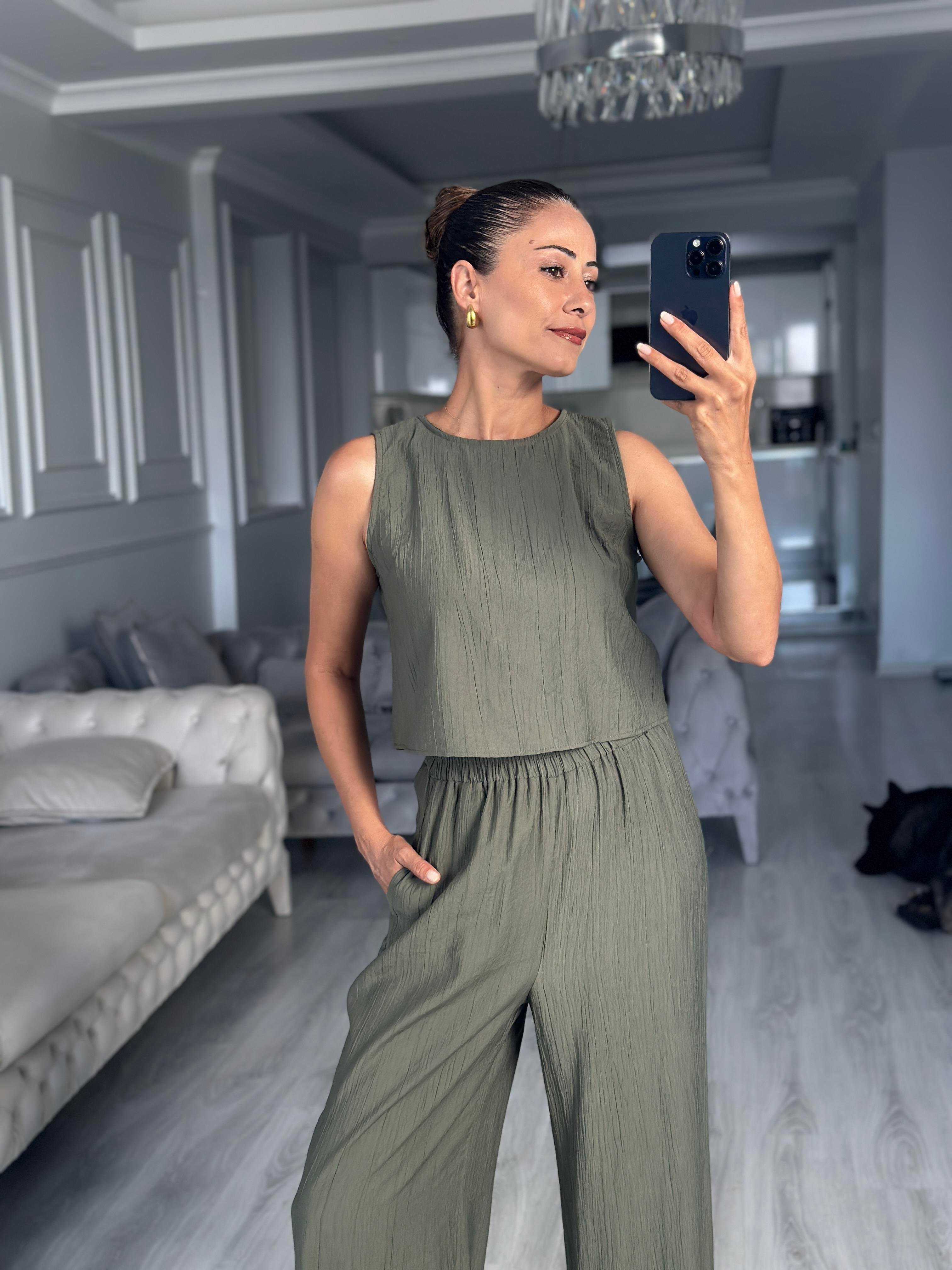 Haki Sıfır Kol Arkası Bağcıklı Bluz Pantolon Kadın İkili Takım