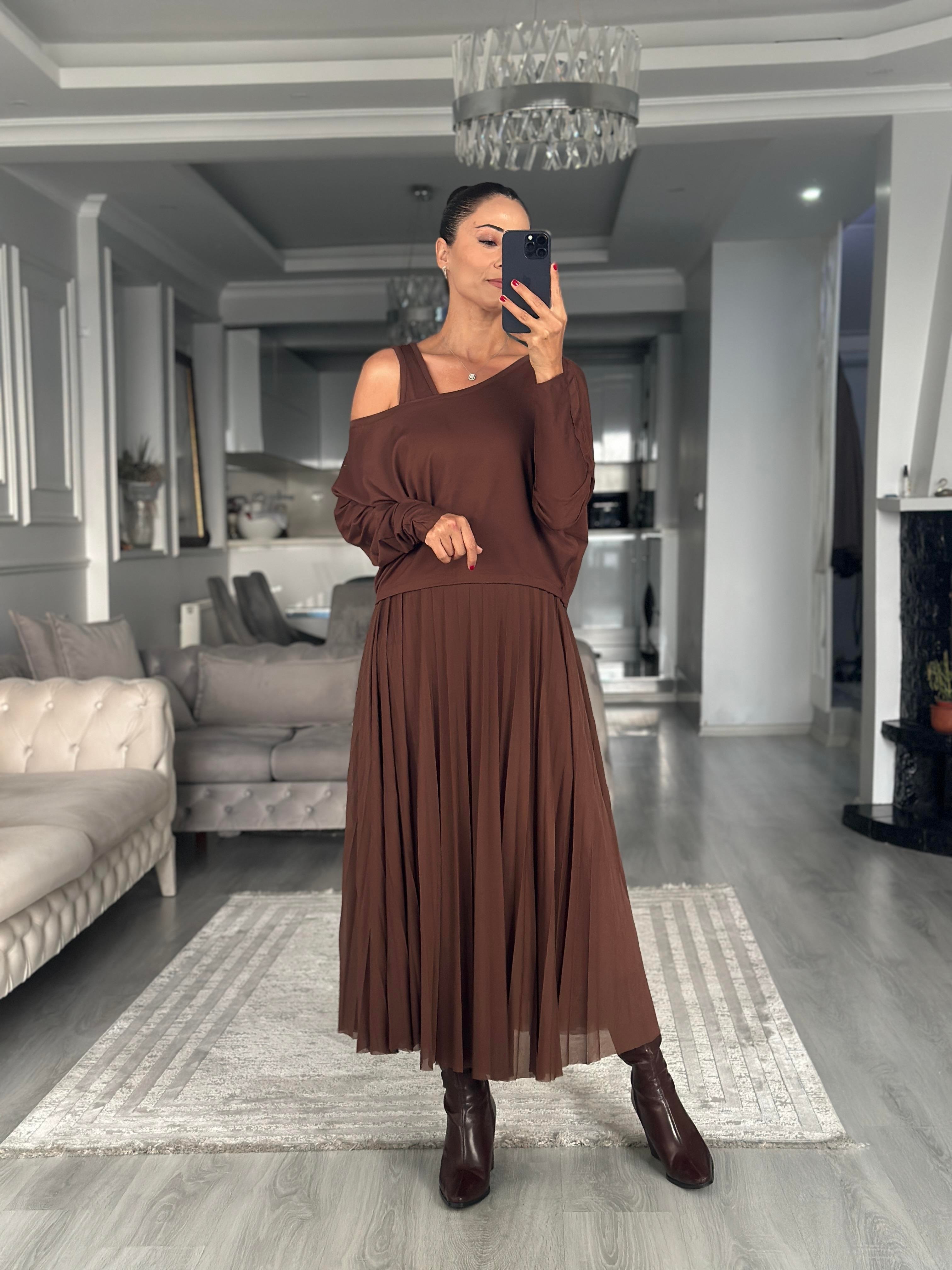 Kahverengi Bluzlu Piliseli Midi Boy Kadın İkili Elbise