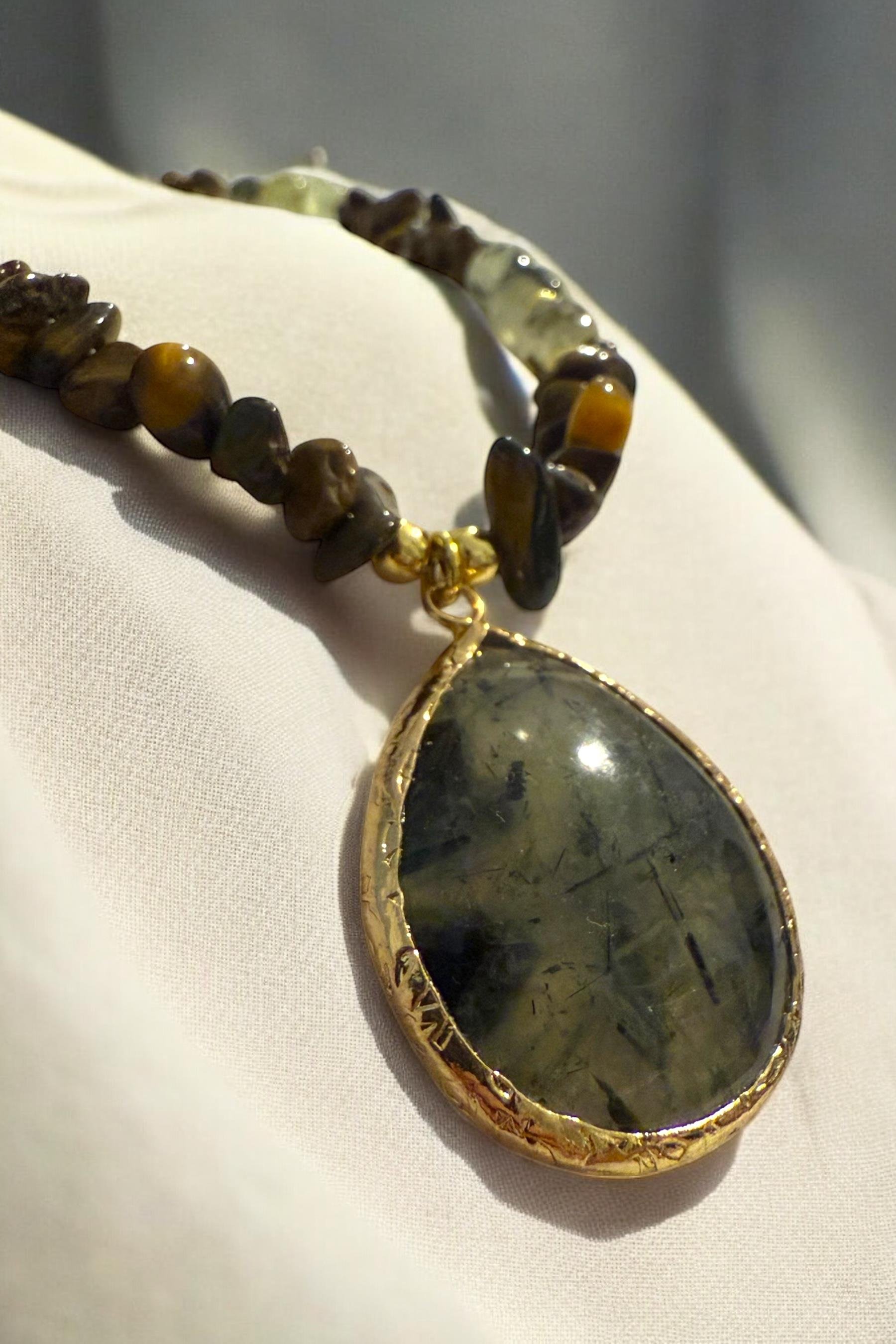 Kahverengi Bohem Damla Taş Kadın Kolye