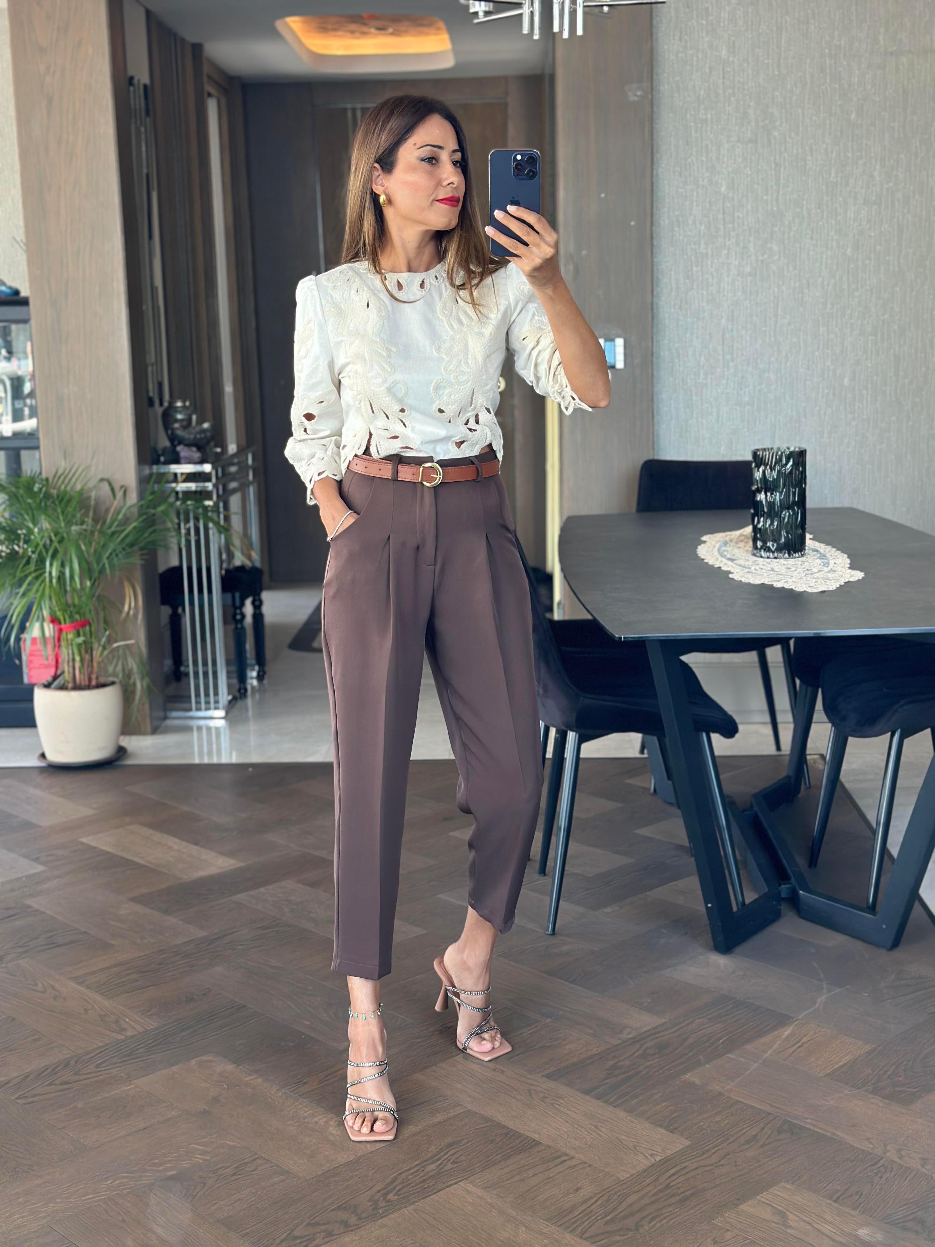 Kahverengi Kemerli Cepli Pensli Yarı Şalvar Kadın Pantolon