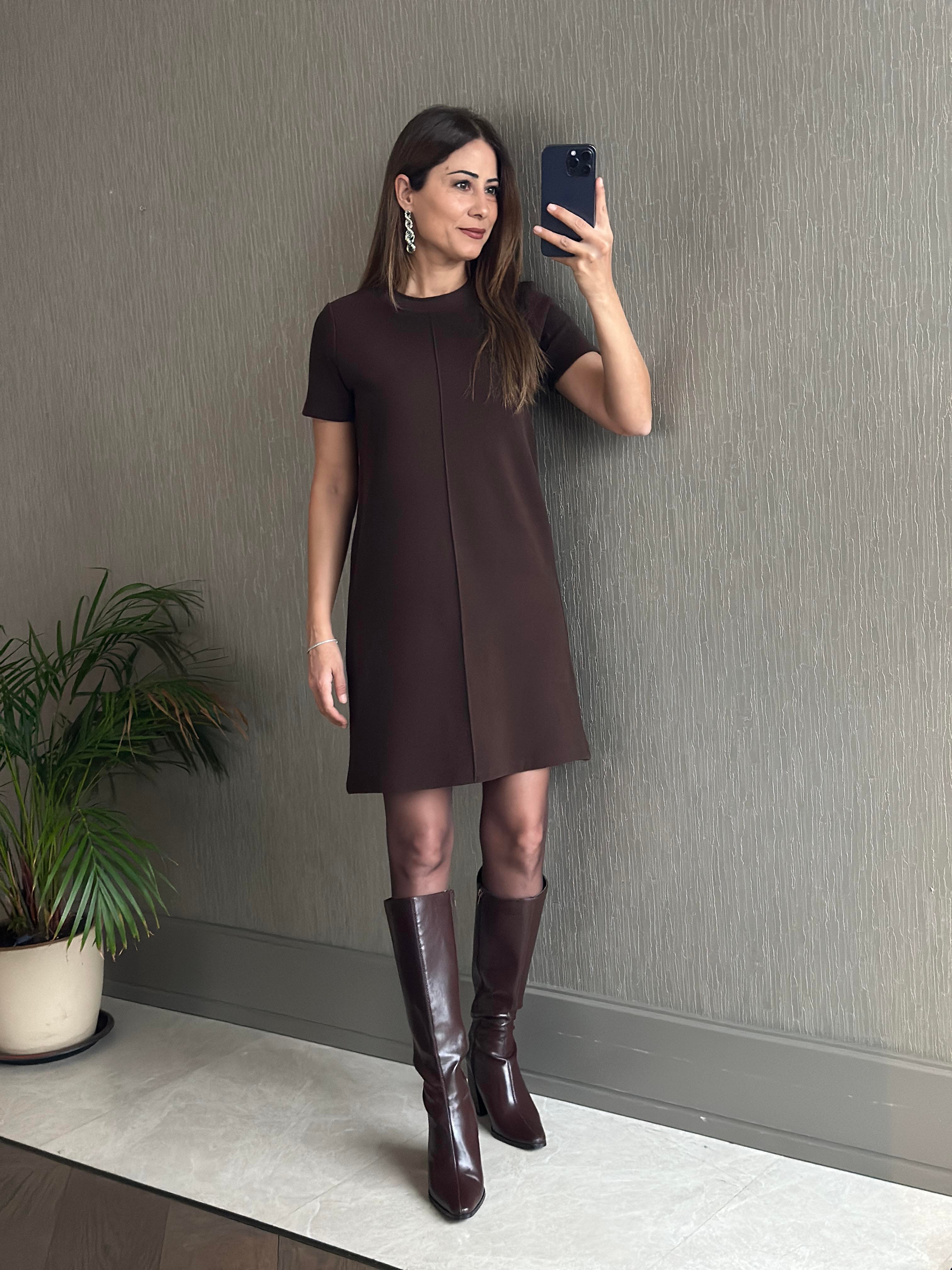 Kahverengi Kısa Kol Bisiklet Yaka Fitilli Kadife Kadın Mini Elbise