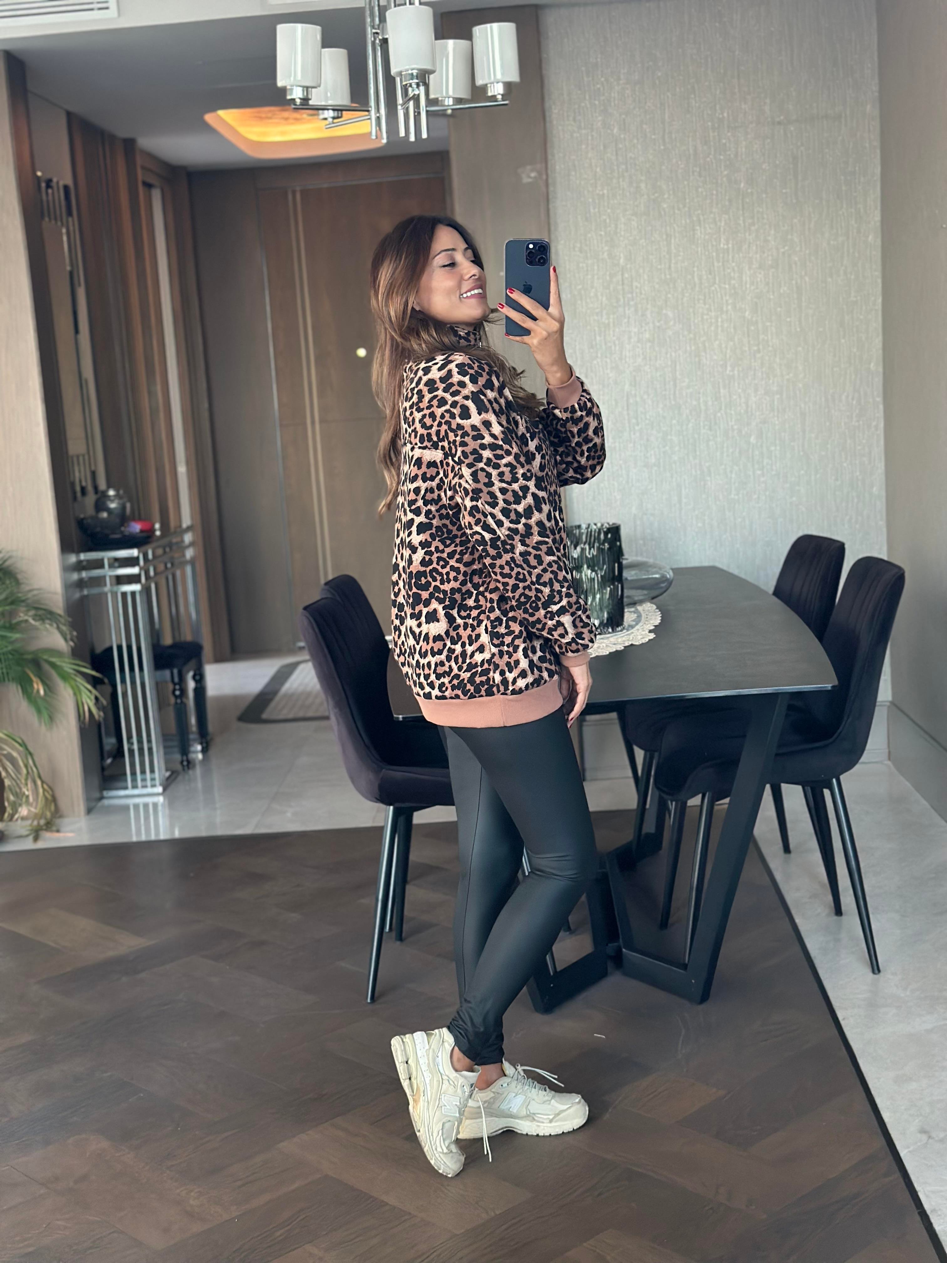 Kahverengi Leopar Desen Yarım Fermuarlı Kadın Sweatshirt