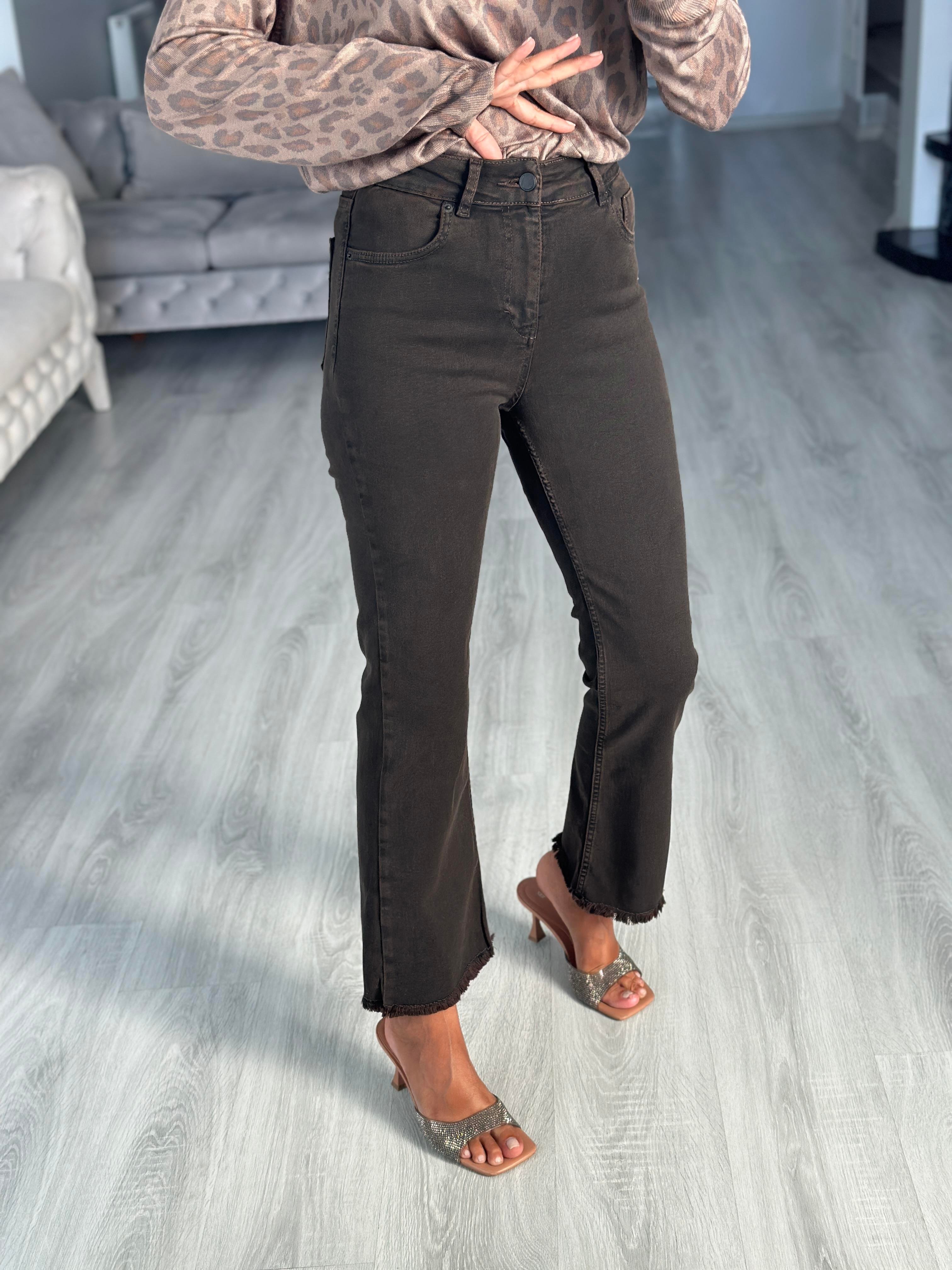 Kahverengi Mini Flare Paçası Püsküllü Kadın Jean Pantolon