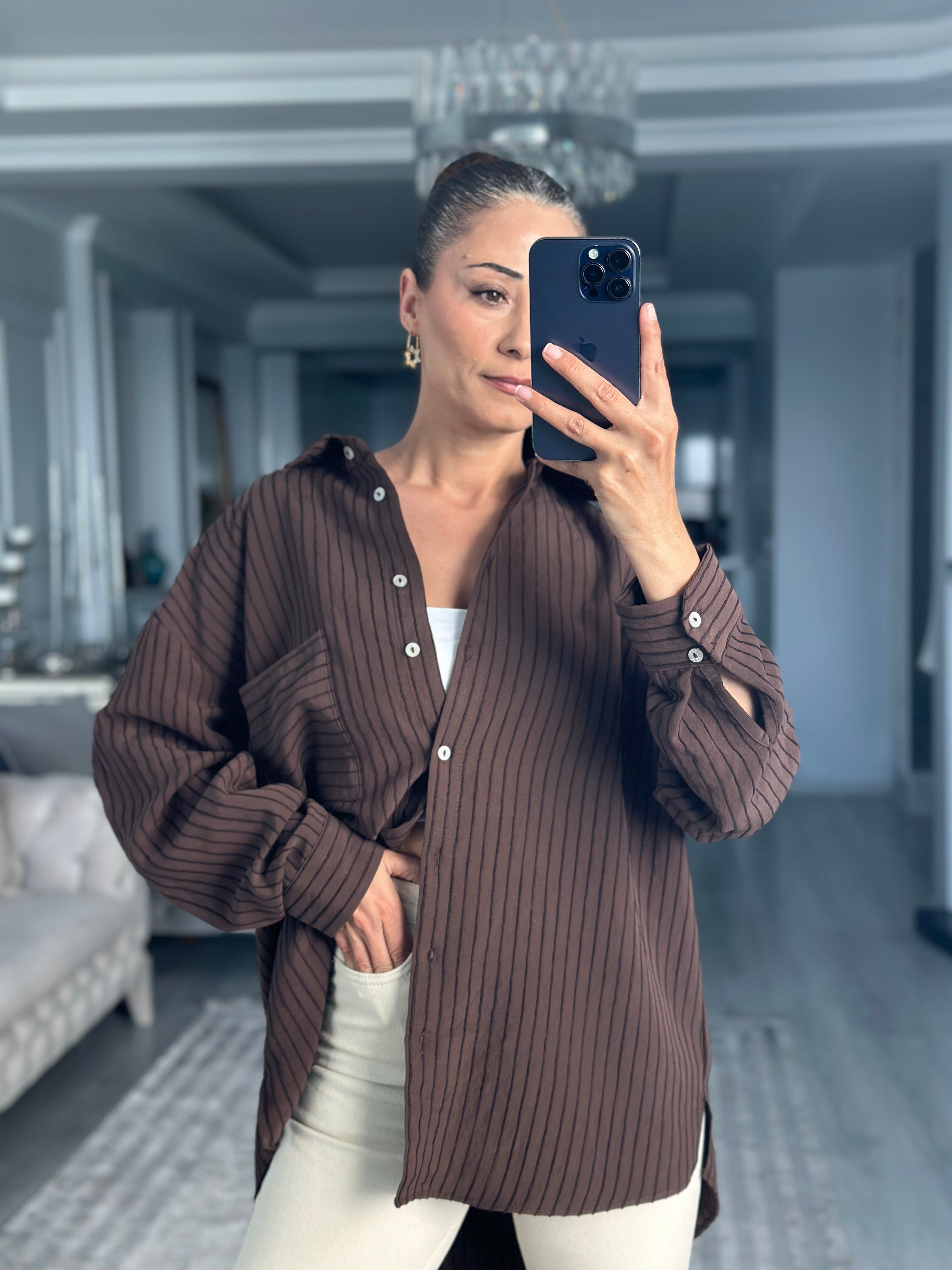Kahverengi Tek Cepli Çizgi Detay Oversize Kadın Gömlek