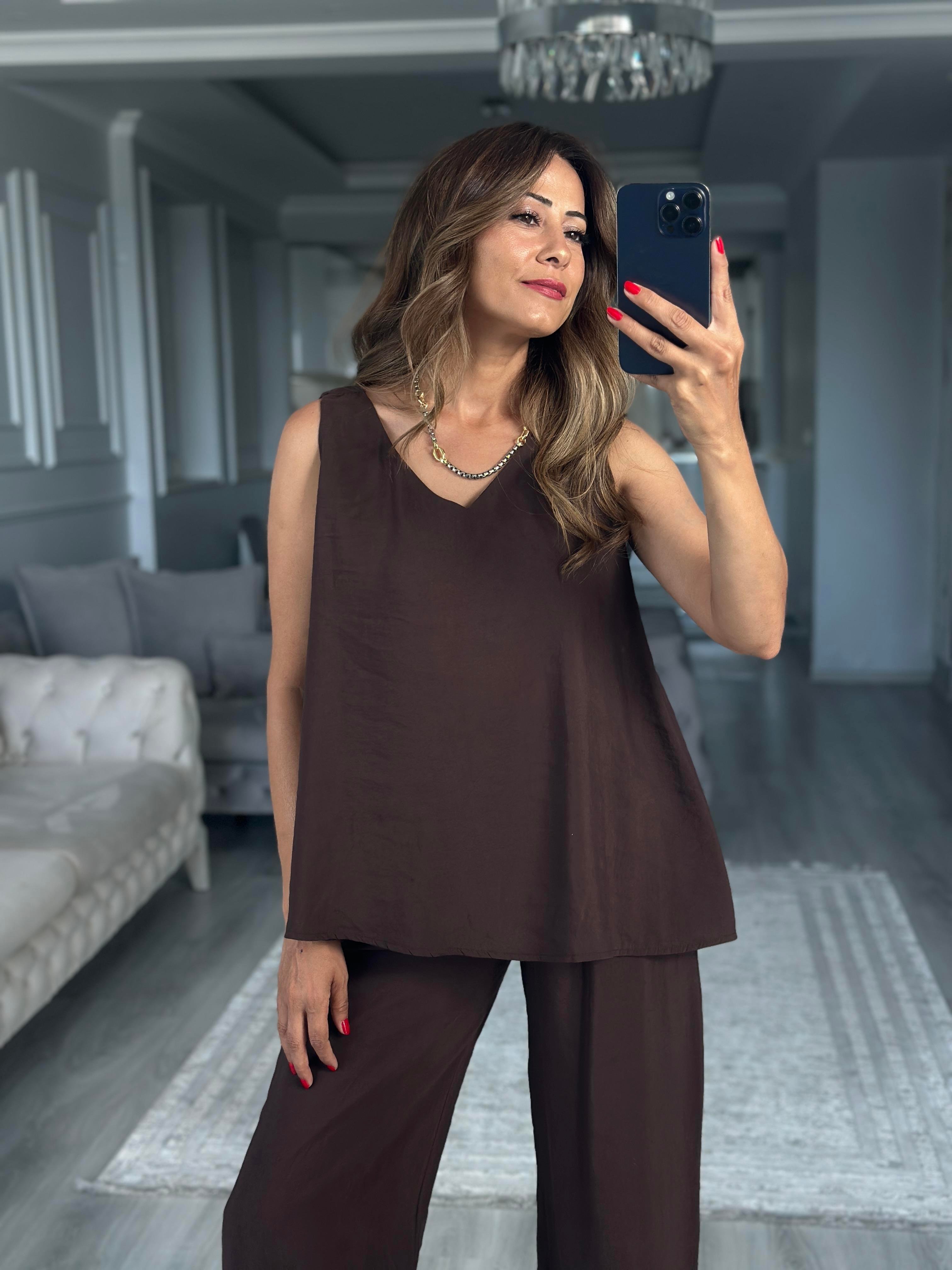 Kahverengi V Yaka Bluz Bol Paça Pantolon Kadın Alt Üst Takım