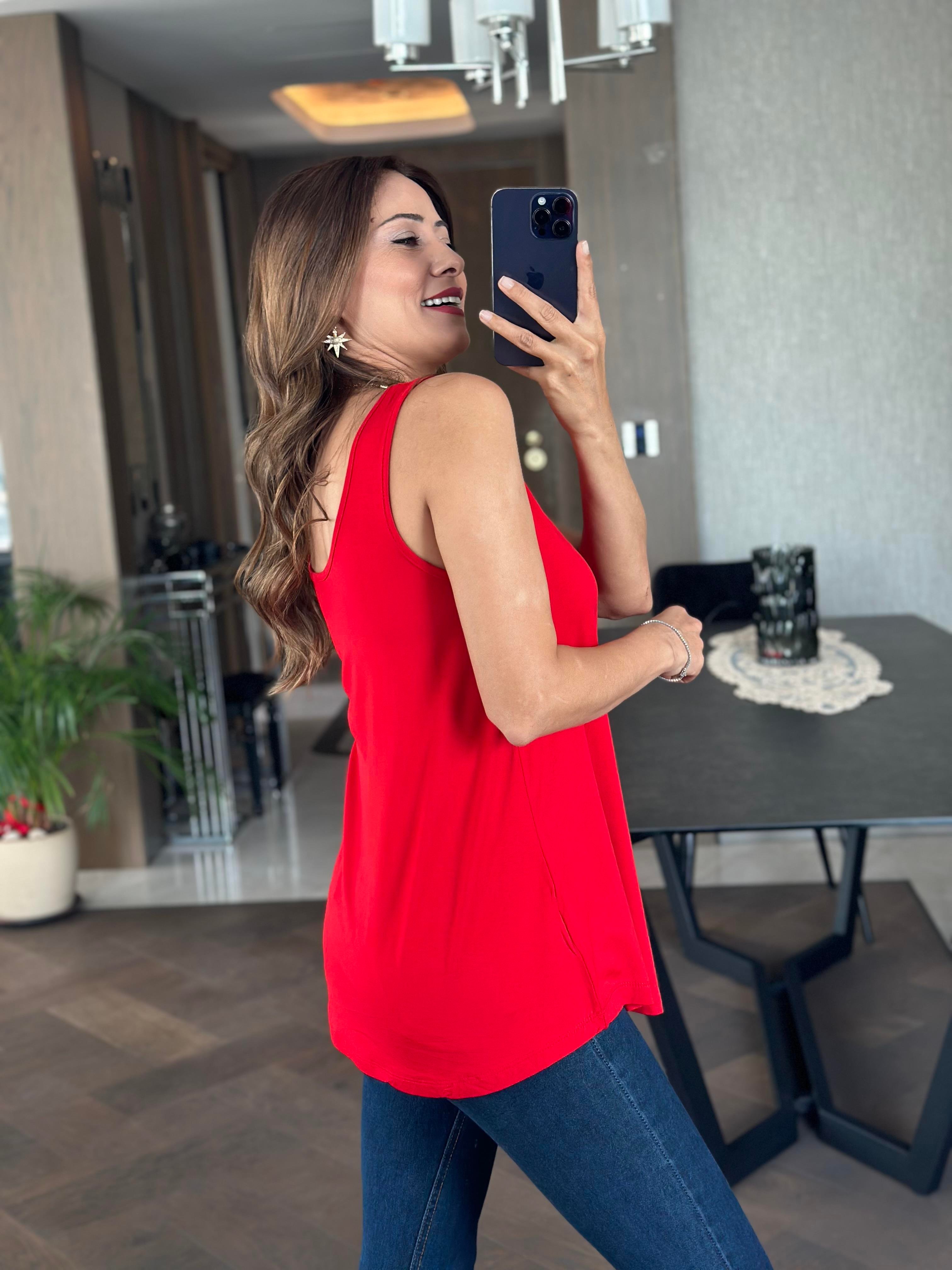 Kırmızı Askılı Eteği Oval Oversize Kadın Bluz