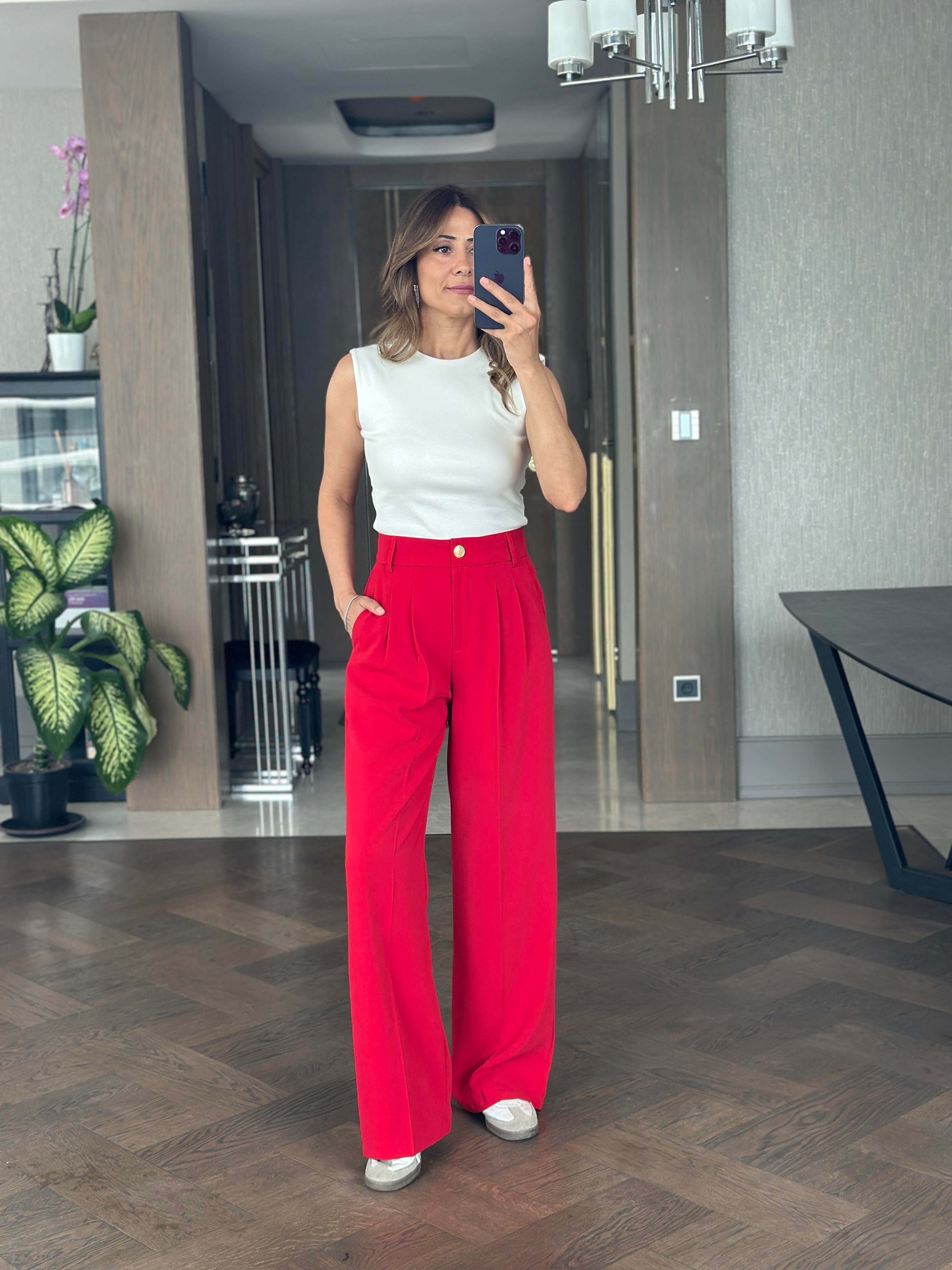 Kırmızı Karol Gold Düğmeli Arka Beli Lastikli Geniş Paça Kumaş Kadın Pantolon