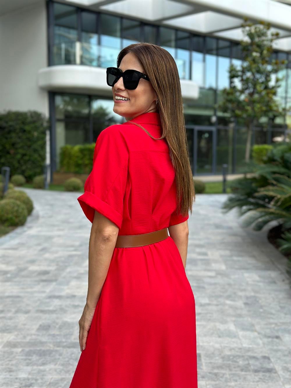 Kırmızı Ön Ve Arka Pileli Kısa Kol Kemerli Kadın Gömlek Elbise