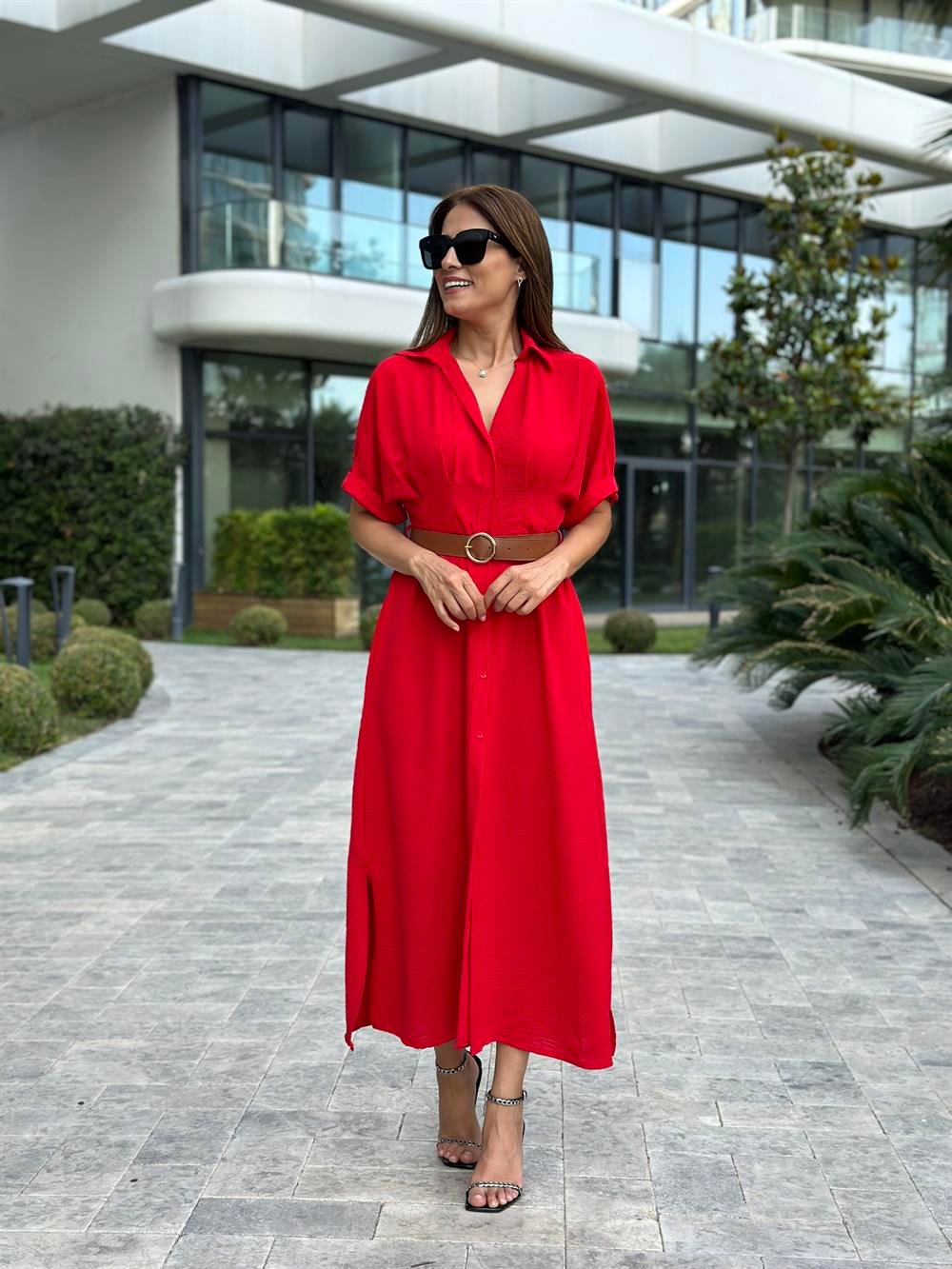 Kırmızı Ön Ve Arka Pileli Kısa Kol Kemerli Kadın Gömlek Elbise