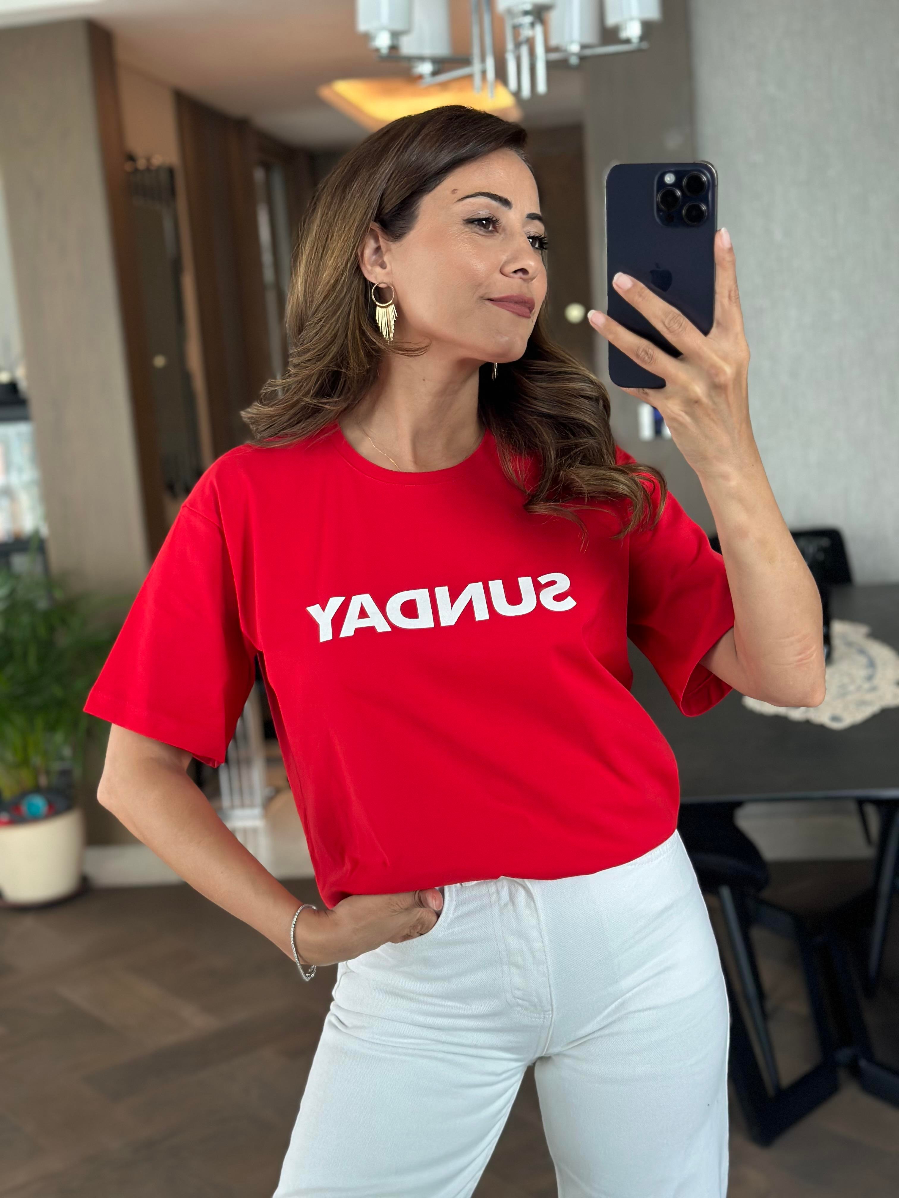 Kırmızı Sunday Yazı Baskılı Bisiklet Yaka Oversize T-Shirt