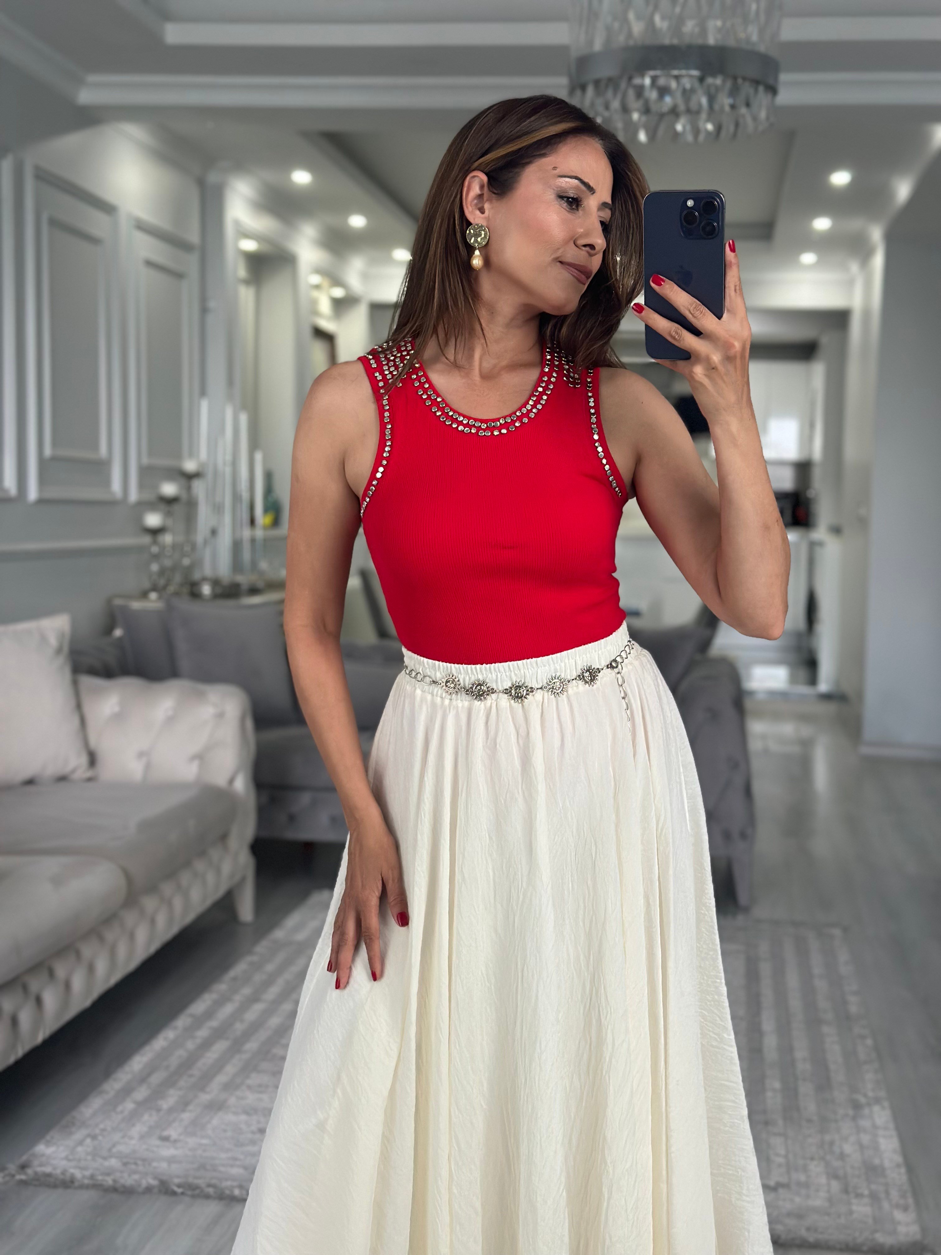 Kırmızı Troklu Sıfır Kol Kaşkorse Kadın Body