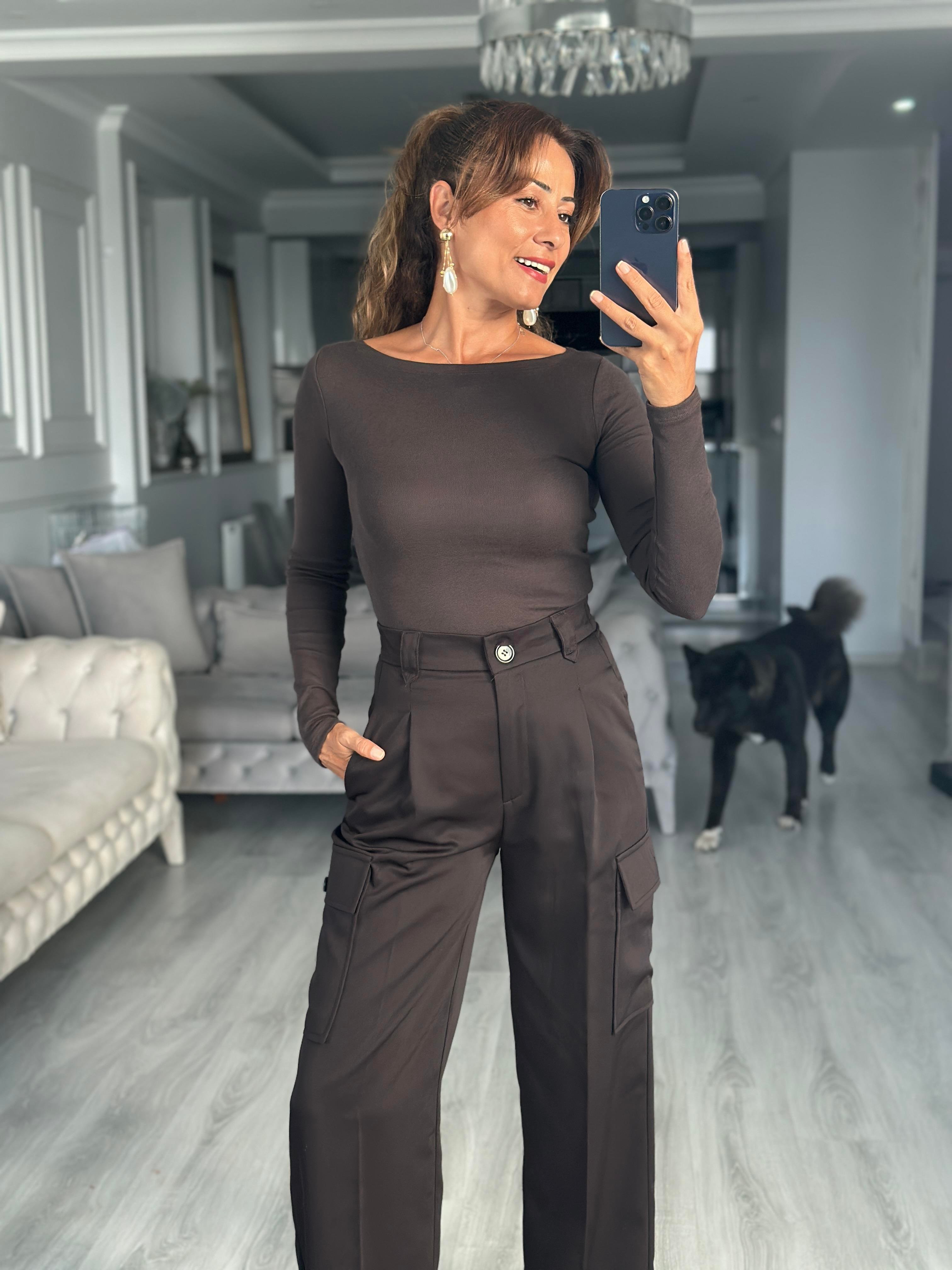 Koyu Kahverengi Kayık Yaka Uzun Kollu Top Kadın Bluz