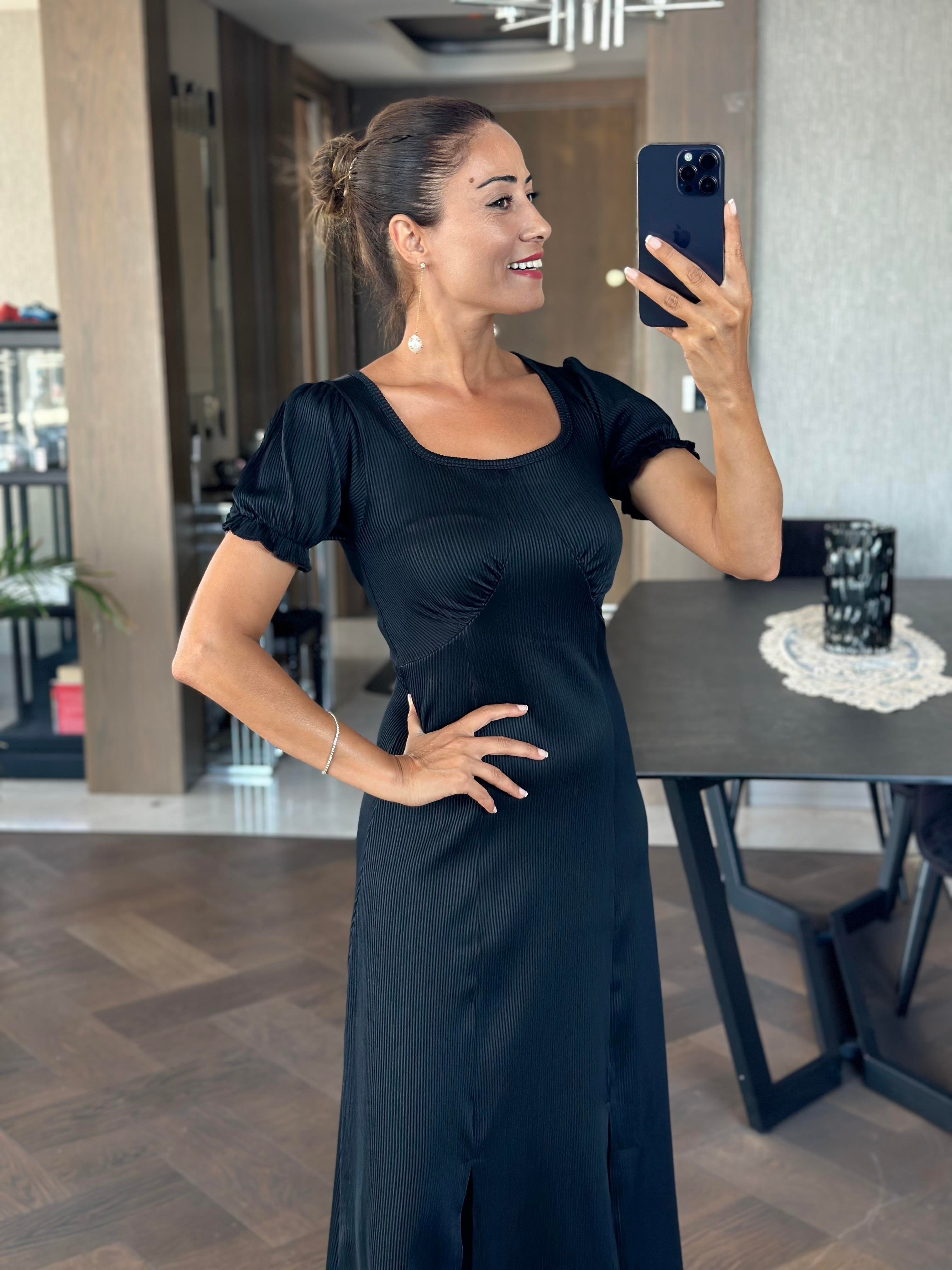 Koyu Lacivert Fitilli Örme Kumaş Prenses Kol Yırtmaçlı Kadın Elbise