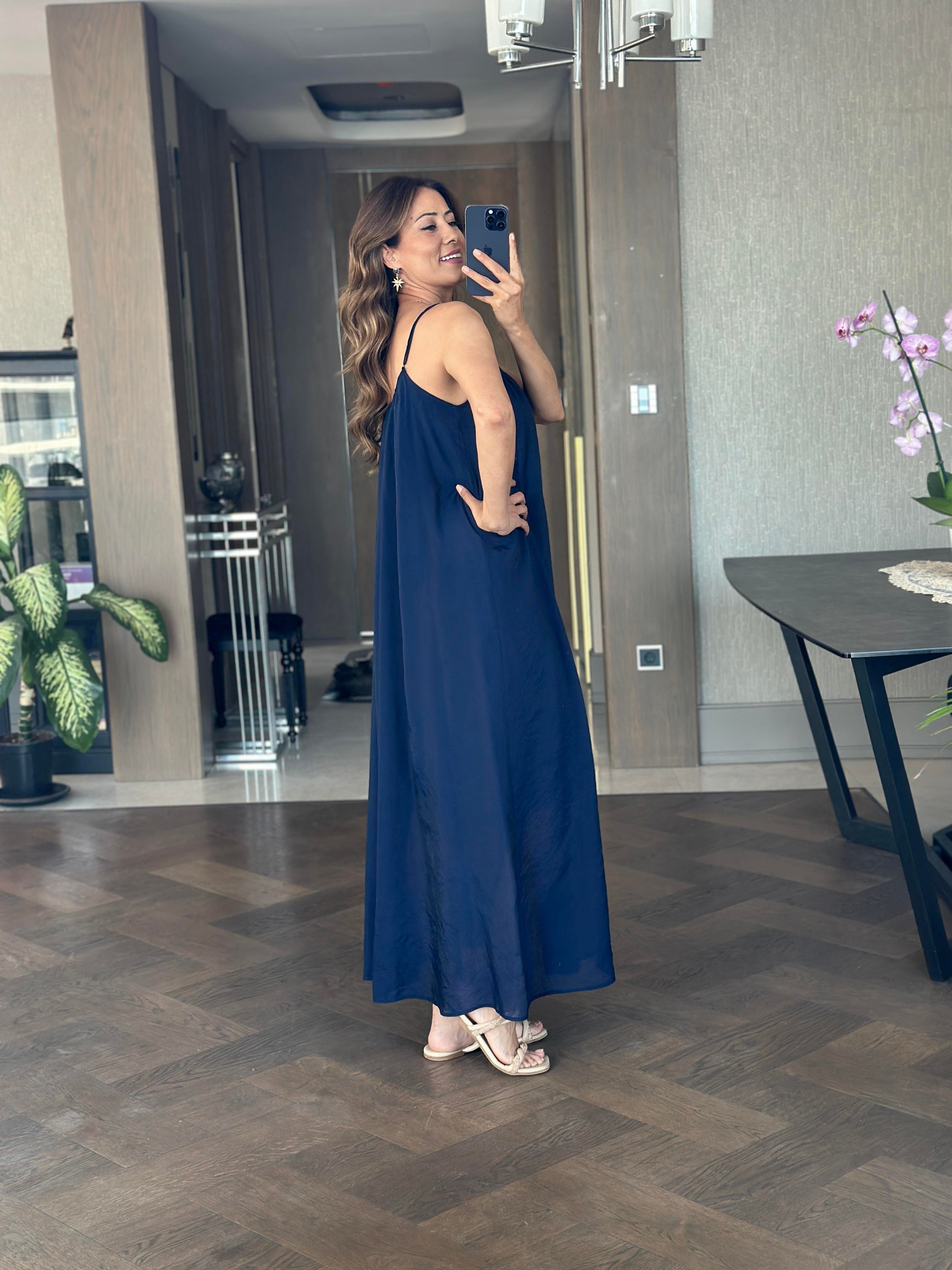 Lacivert Ayarlanabilir Askılı Astarlı Salaş Maksi Boy Kadın Elbise