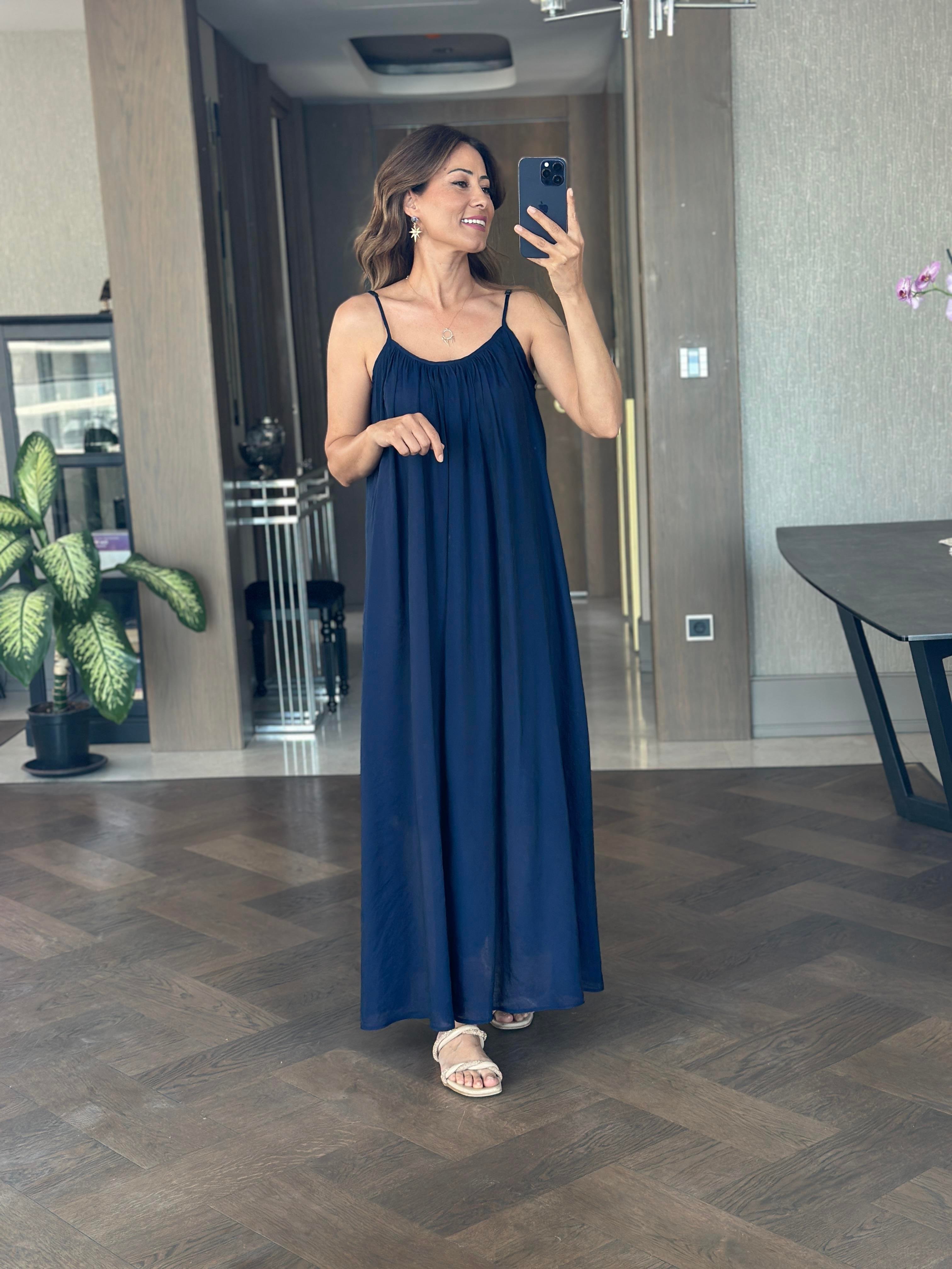 Lacivert Ayarlanabilir Askılı Astarlı Salaş Maksi Boy Kadın Elbise