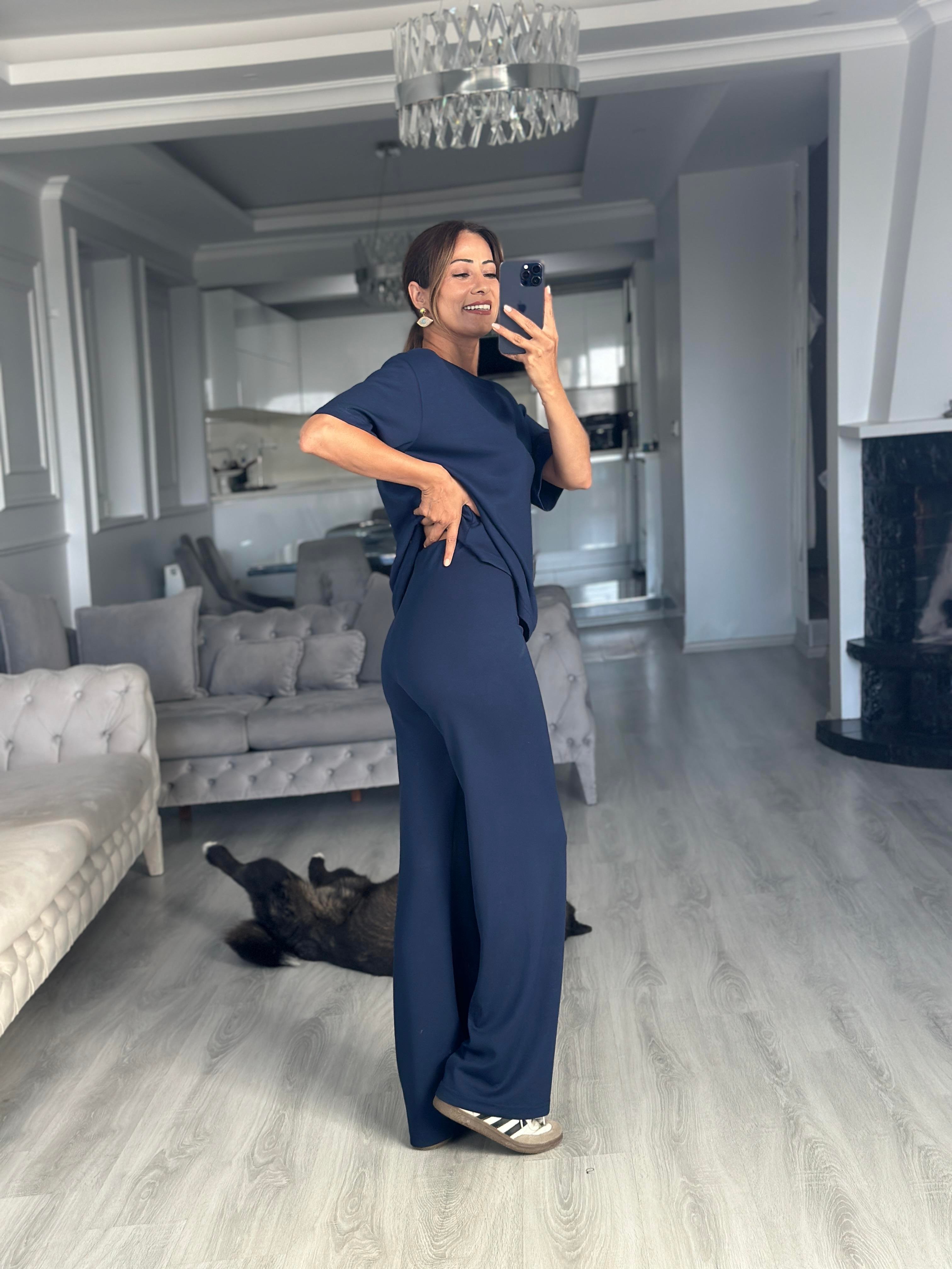 Lacivert İthal Kumaş T-Shirt Cepsiz Pantolon Kadın İkili Takımı