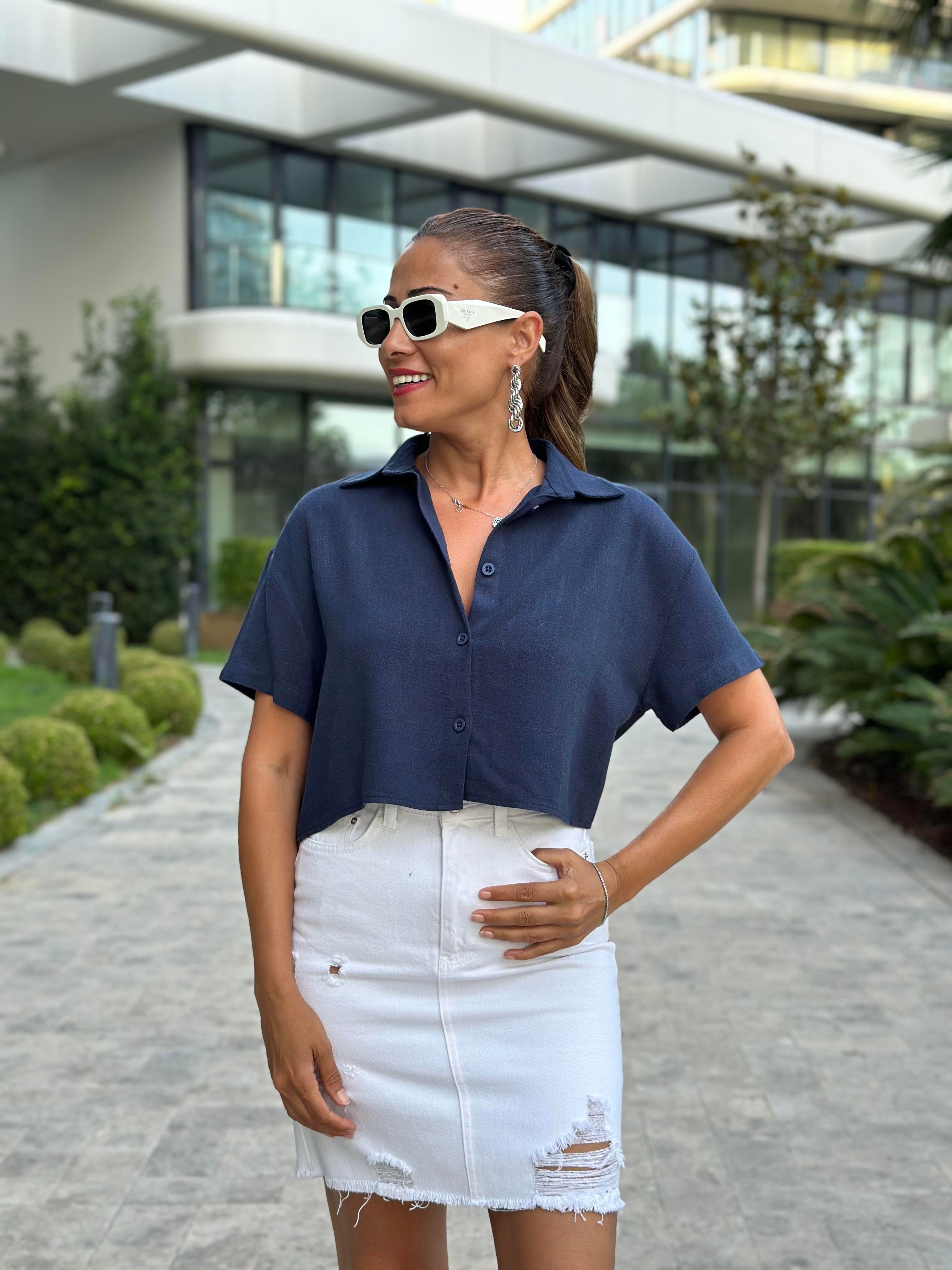 Lacivert Keten Marka Model Kısa Kol Kadın Crop Gömlek