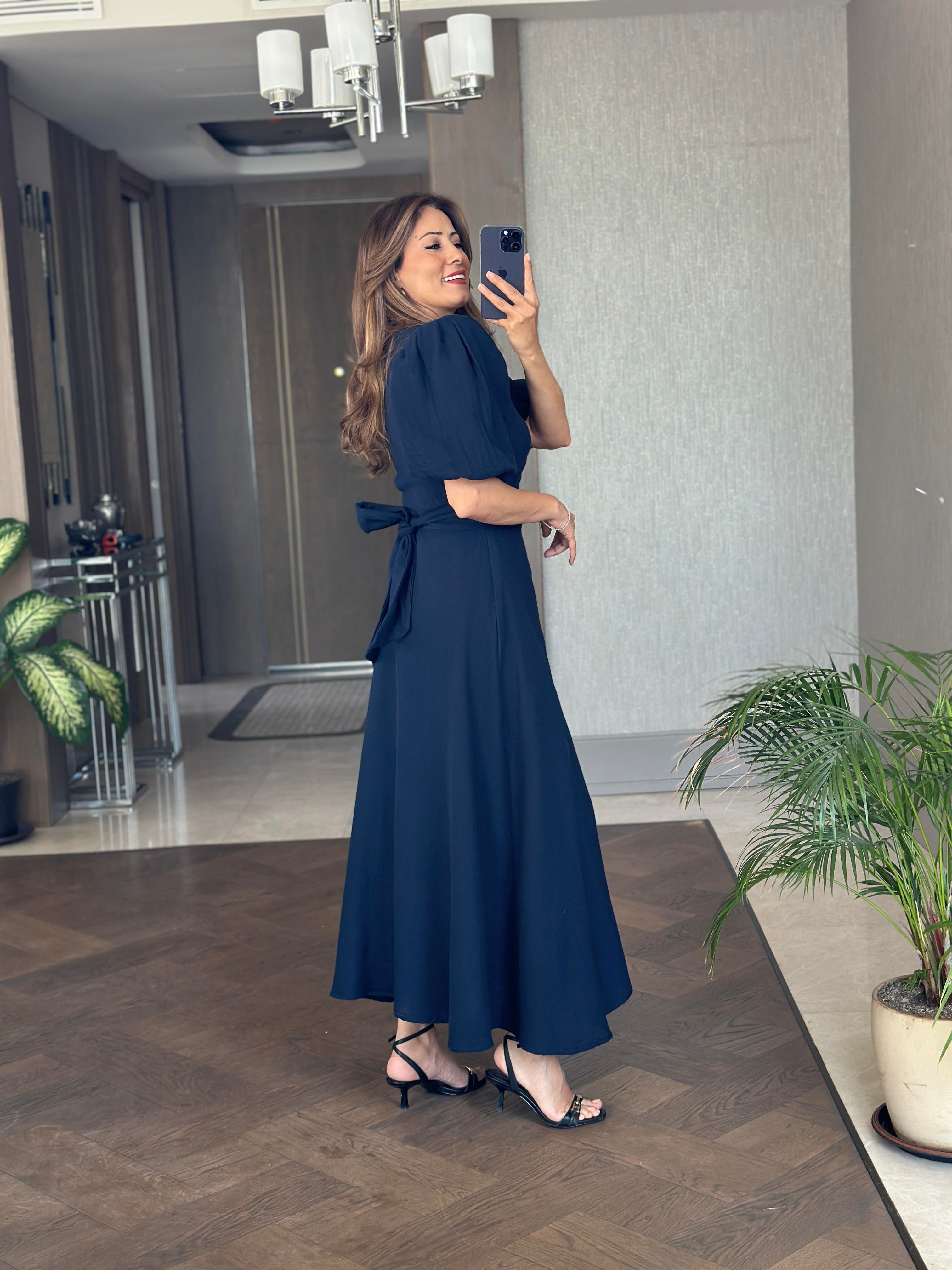 Lacivert Tek Yırtmaçlı Vatkalı Müslin Kumaş Kadın Maksi Boy Elbise 