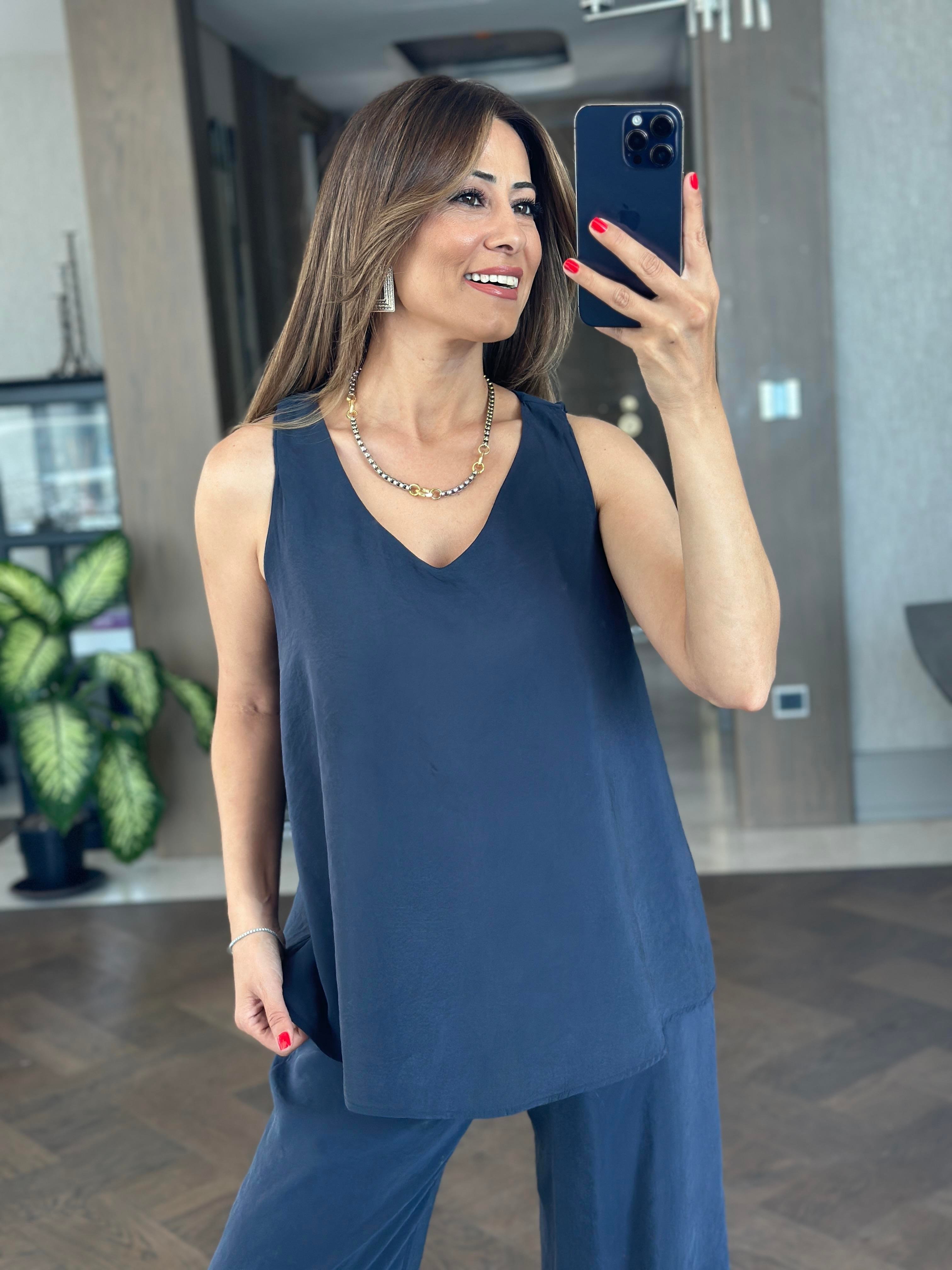 Lacivert V Yaka Bluz Bol Paça Pantolon Kadın Alt Üst Takım