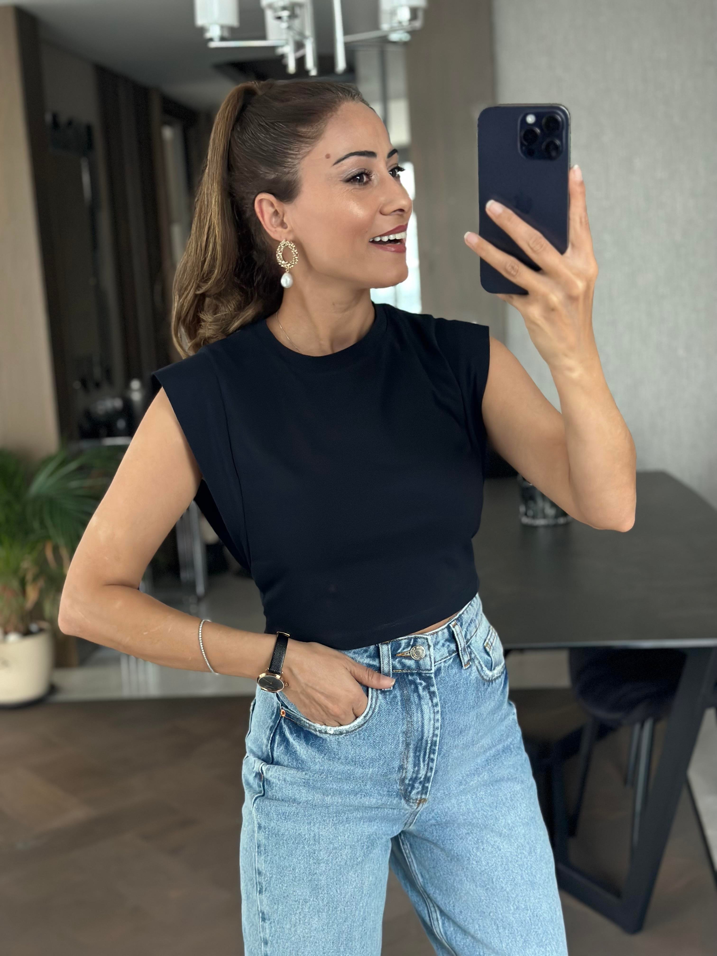 Lacivert Vatka Görünümlü Sıfır Kol Kadın Crop Body