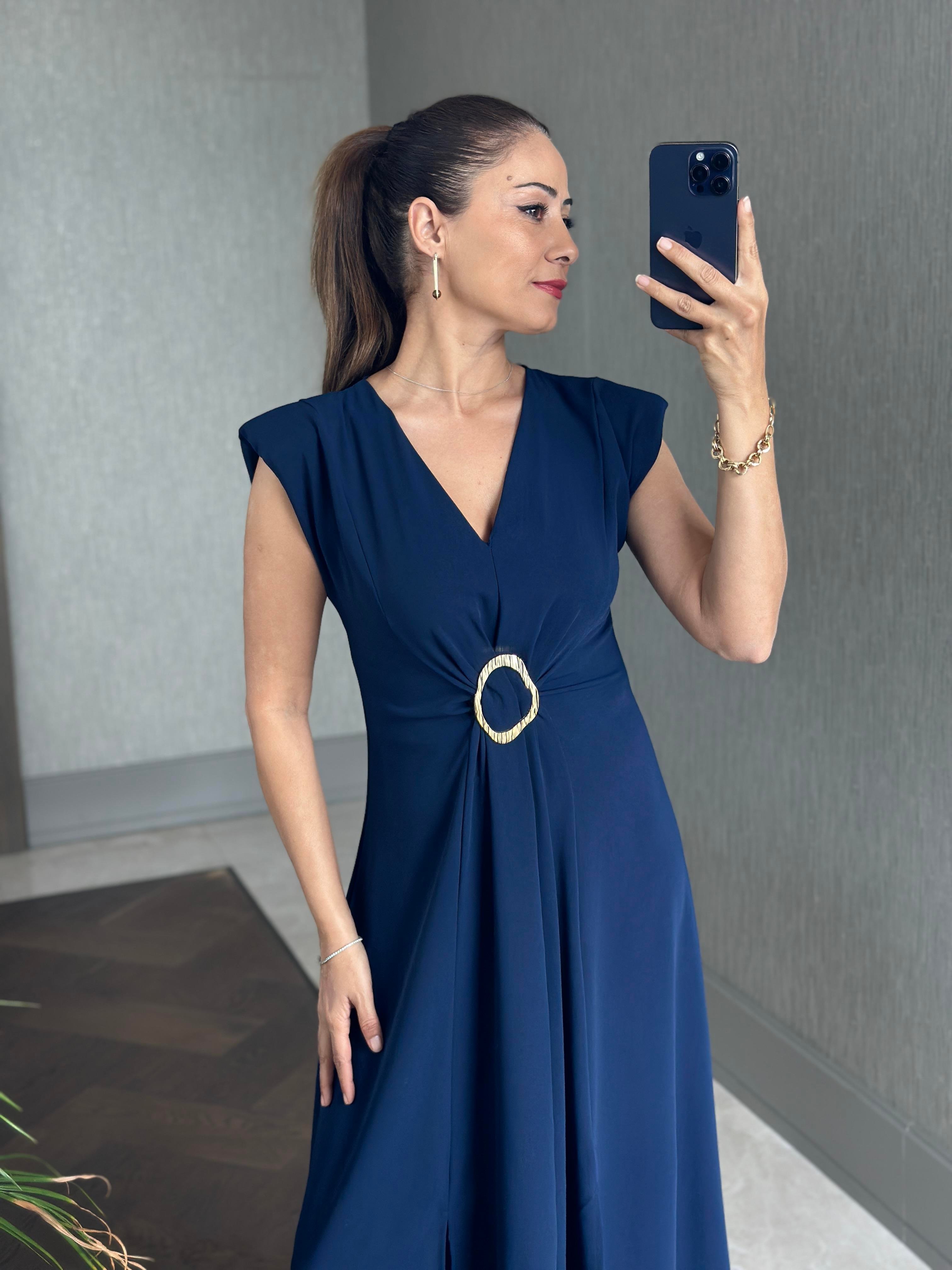 Lacivert Vatkalı V Yaka Önü Tokalı Kadın Midiboy Elbise