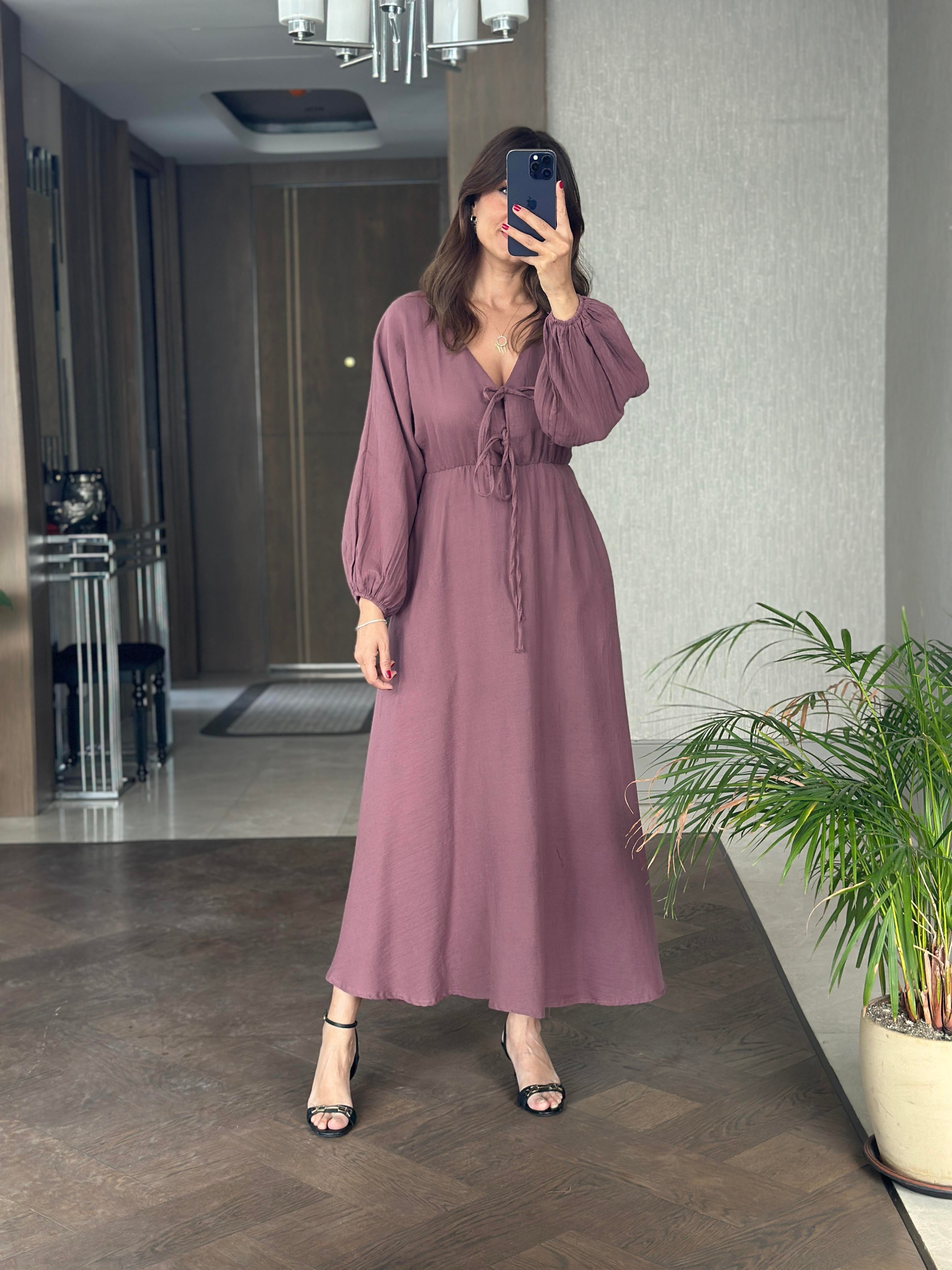 Leylak Müslin Önü Bağcıklı Kol Ucu Lastikli Kadın Midi Boy Elbise