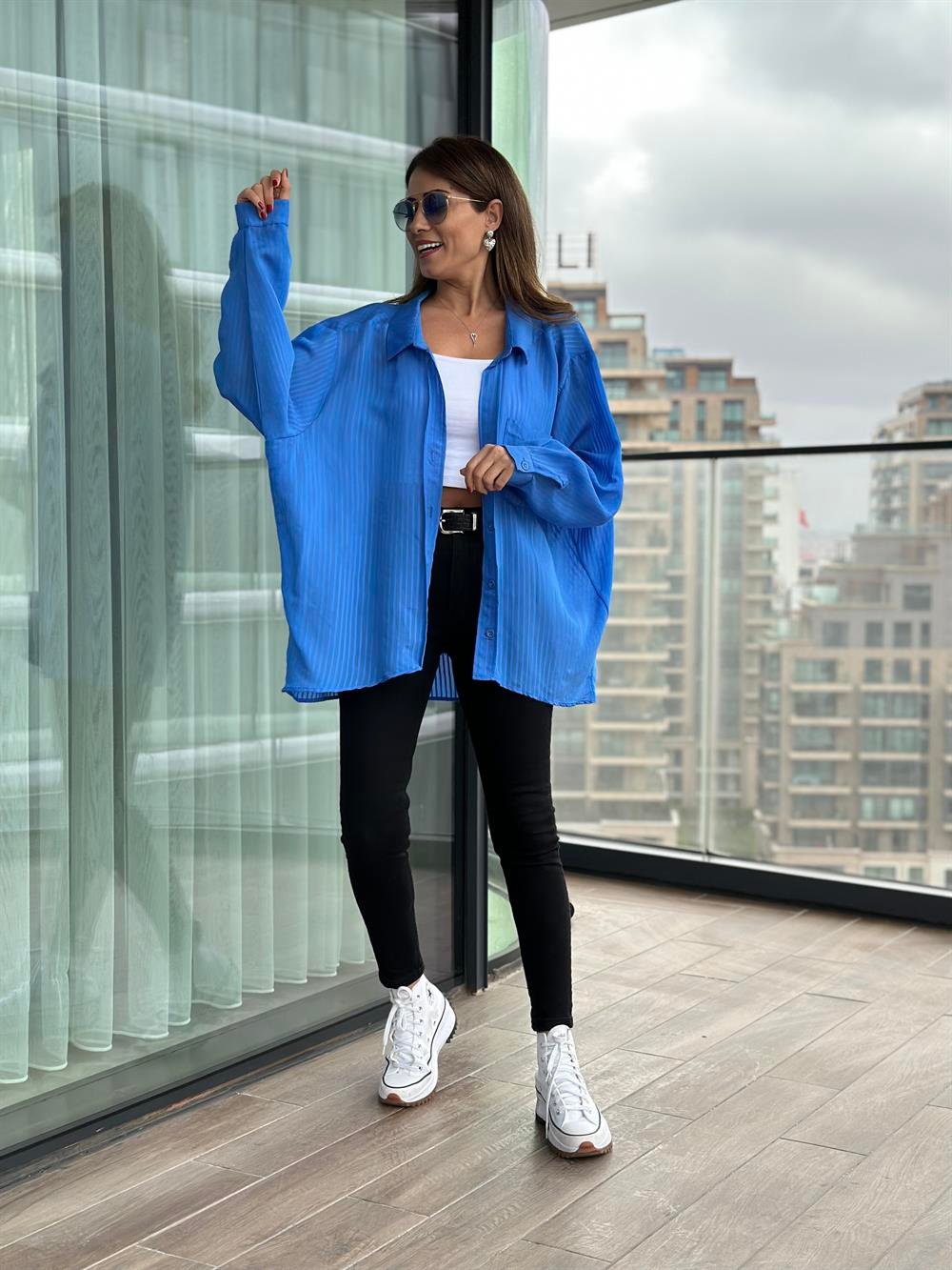 Mavi Tek Cepli Oversize Kadın Gömlek