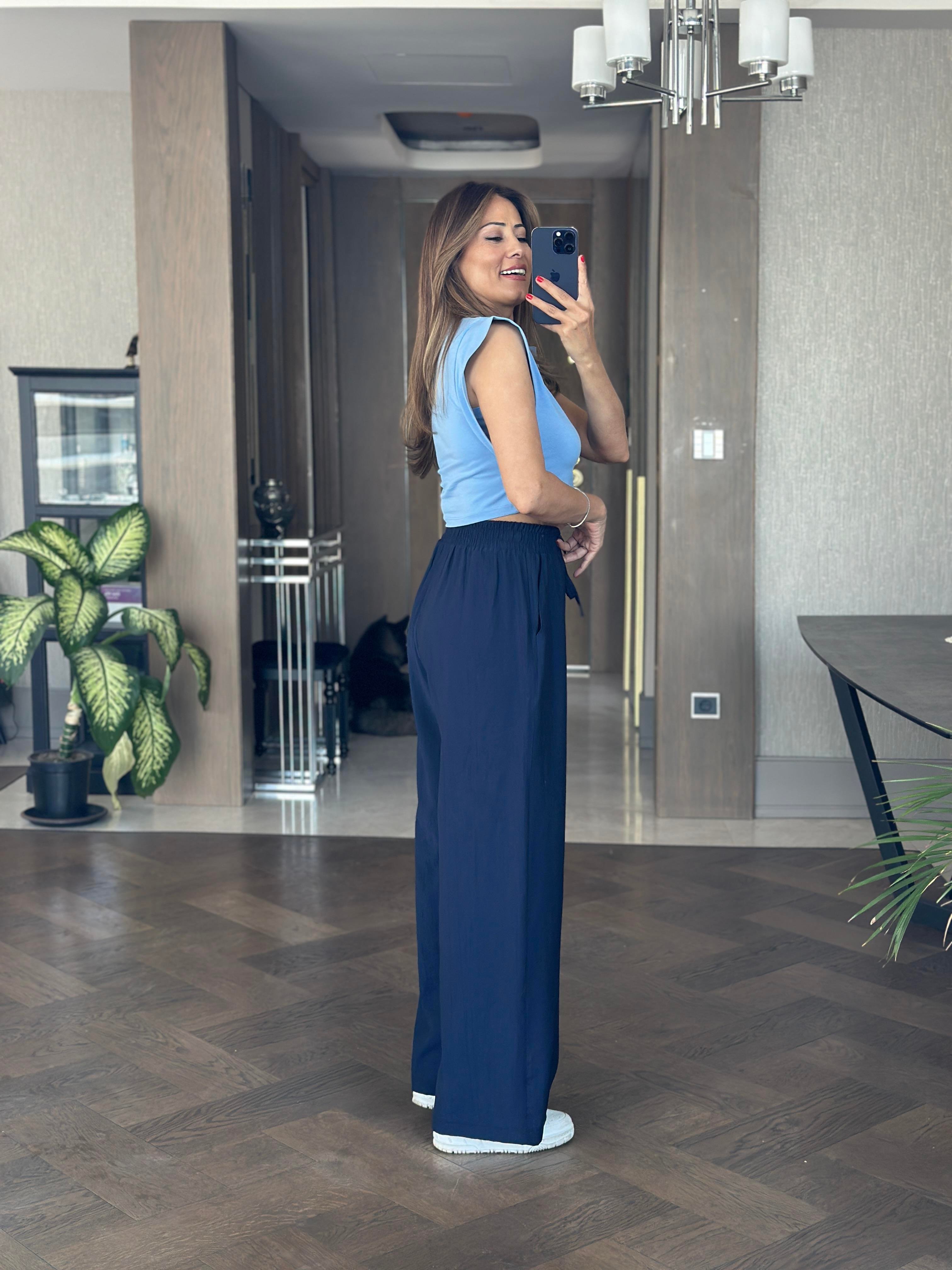 Mavi Vatka Görünümlü Sıfır Kol Kadın Crop Body