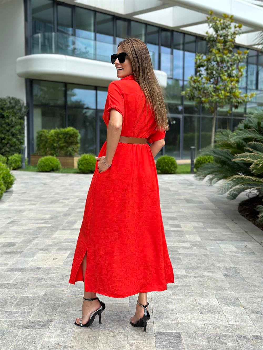 Nar Çiçeği Ön Ve Arka Pileli Kısa Kol Kemerli Kadın Gömlek Elbise