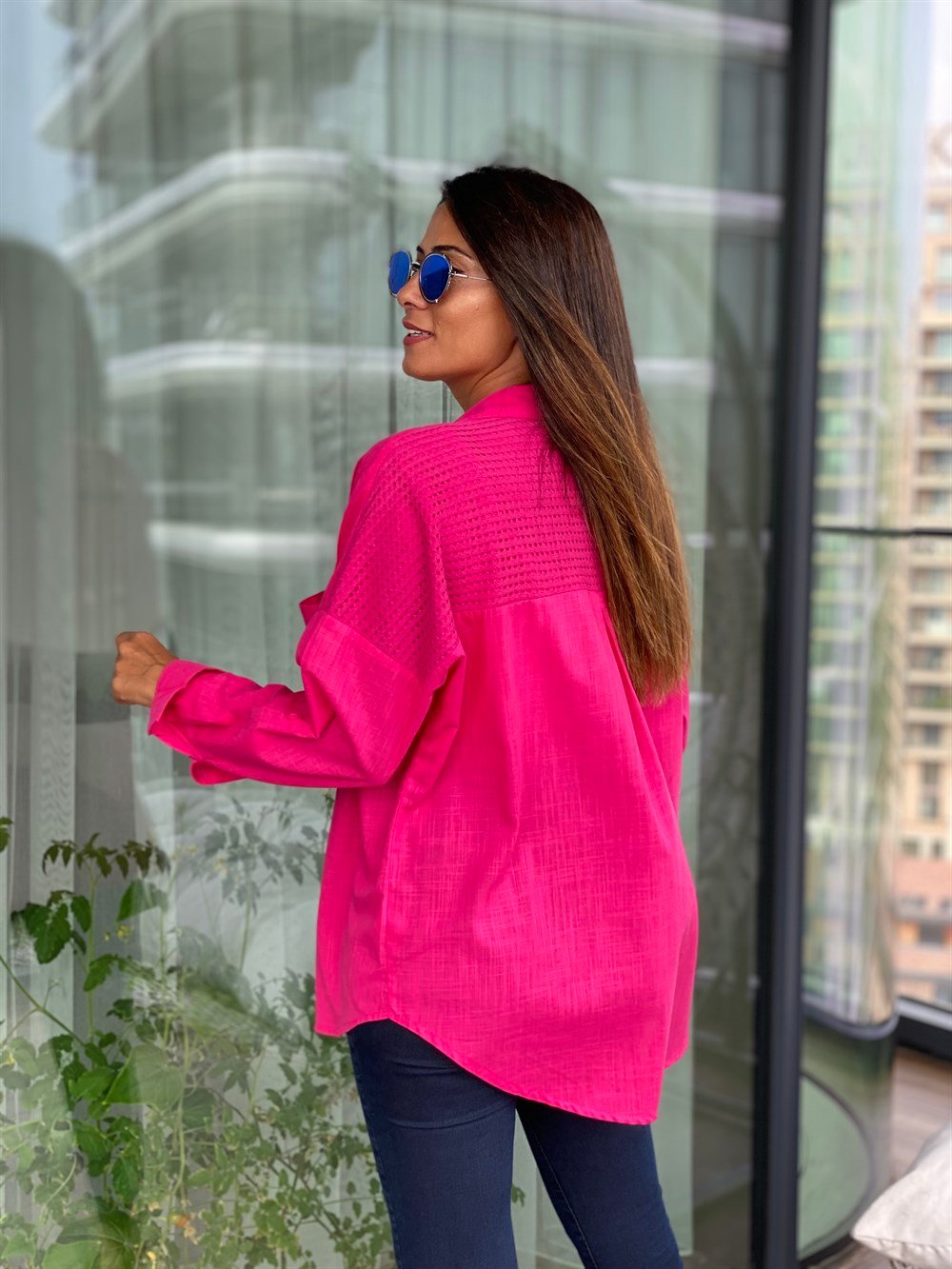 Pembe Arka Roba Örme Flam Keten Kadın Gömlek