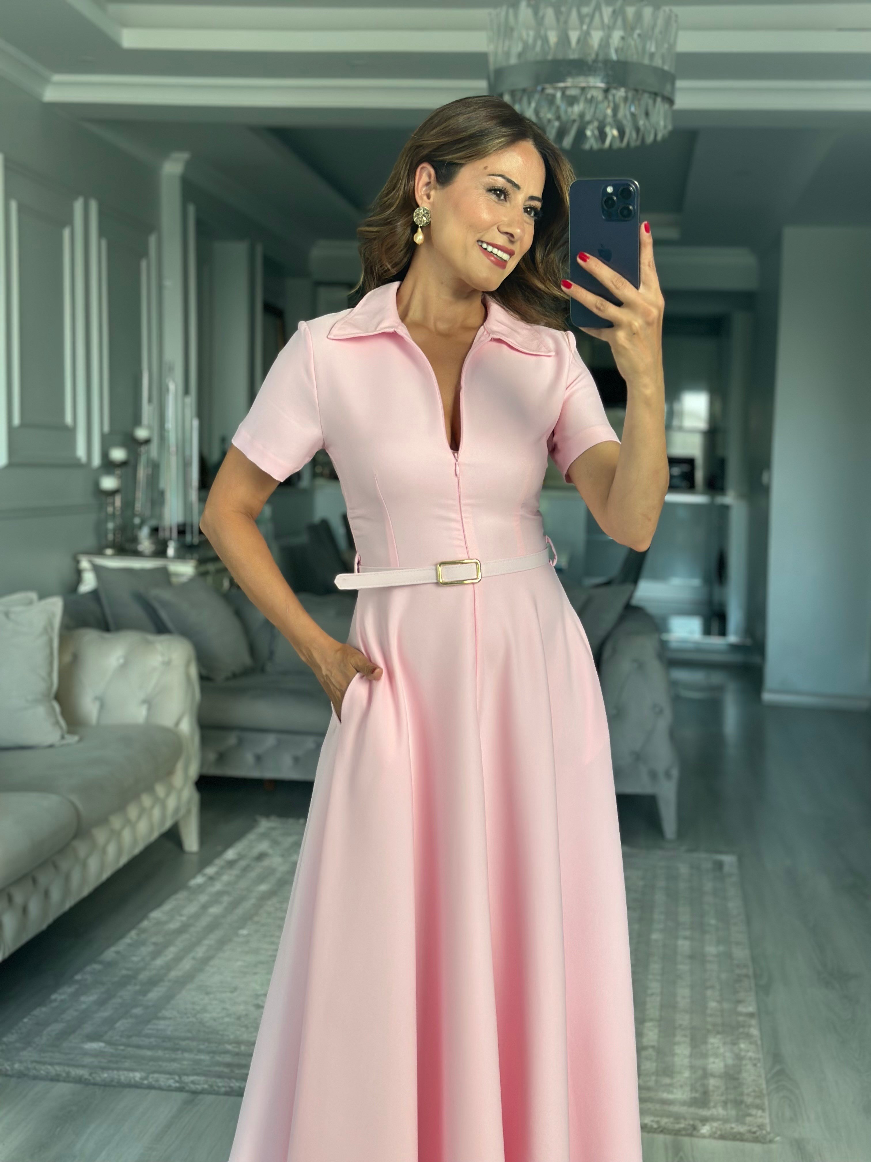 Pembe Gömlek Yaka Önden Fermuarlı Midi Boy Kadın Gömlek Elbise