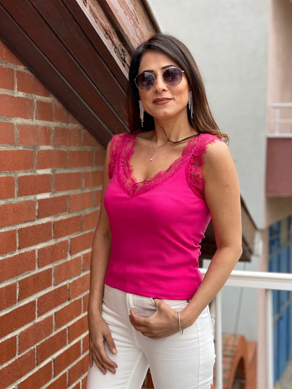 Pembe Güpür Detay Atlet